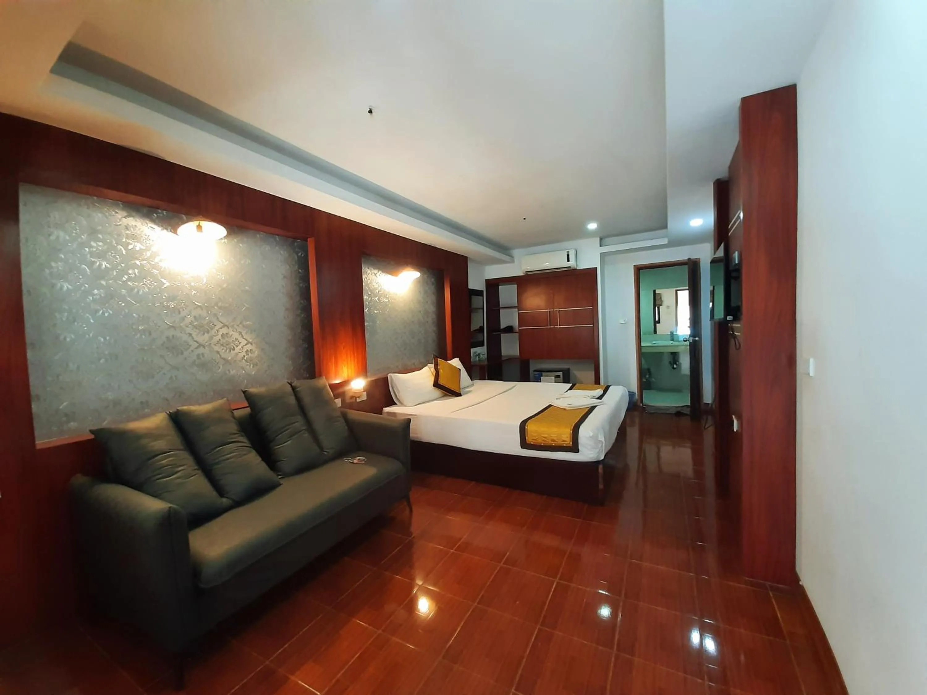 Deluxe Room in Vangvieng Rock Backpacker Rooftop Hostel