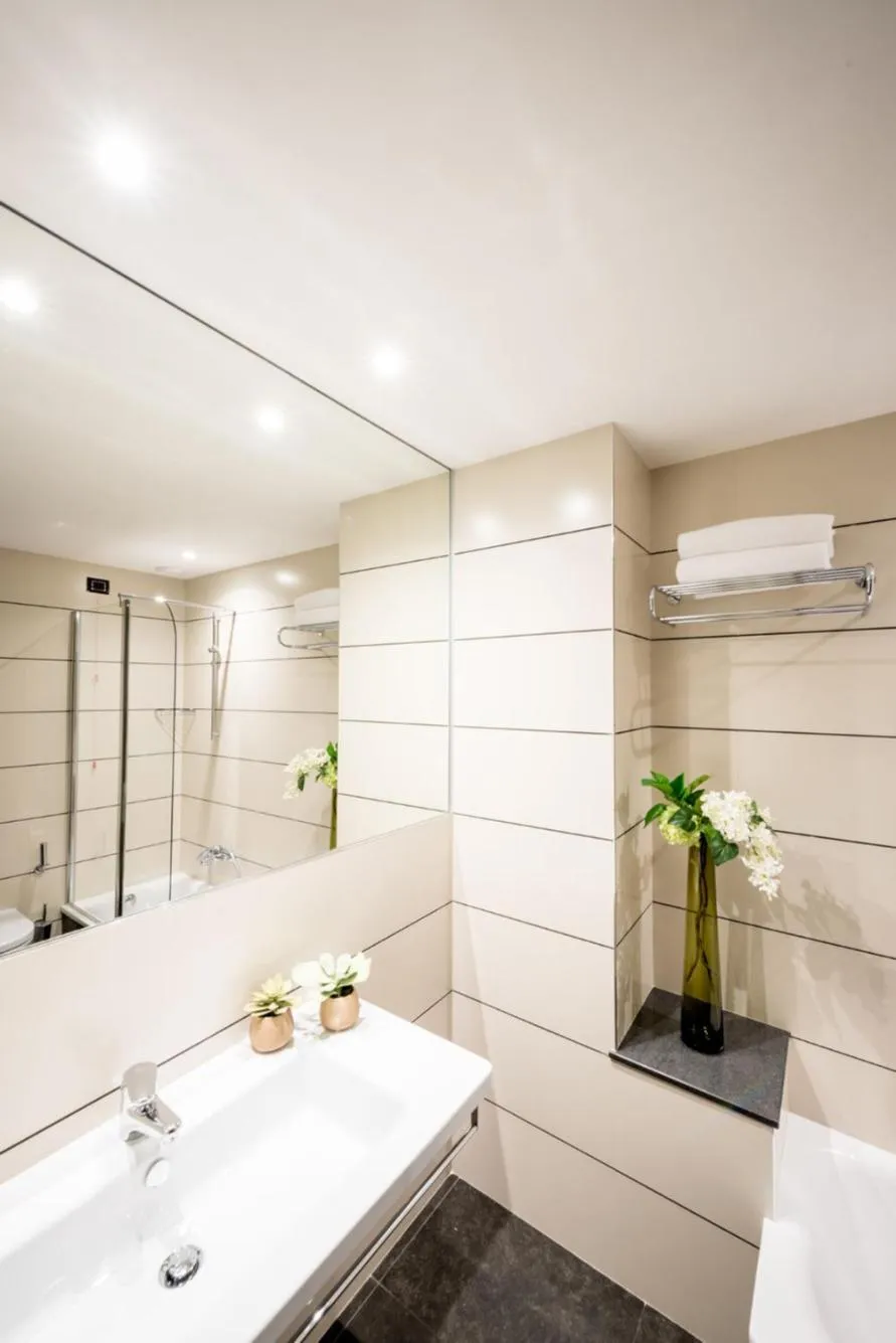 Twin Room in Fuori le Mura