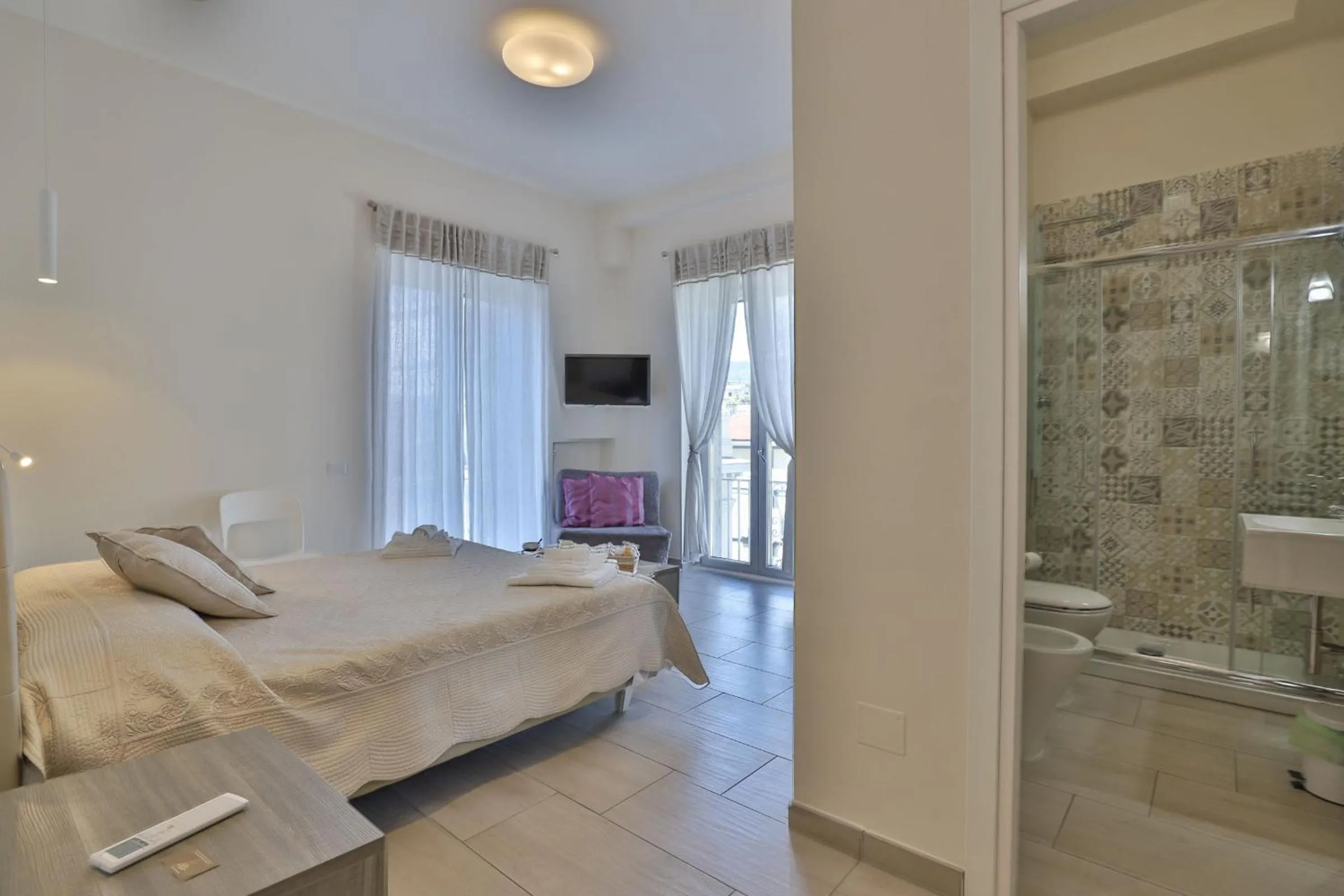 King Room with Balcony in Residenza Eleonora