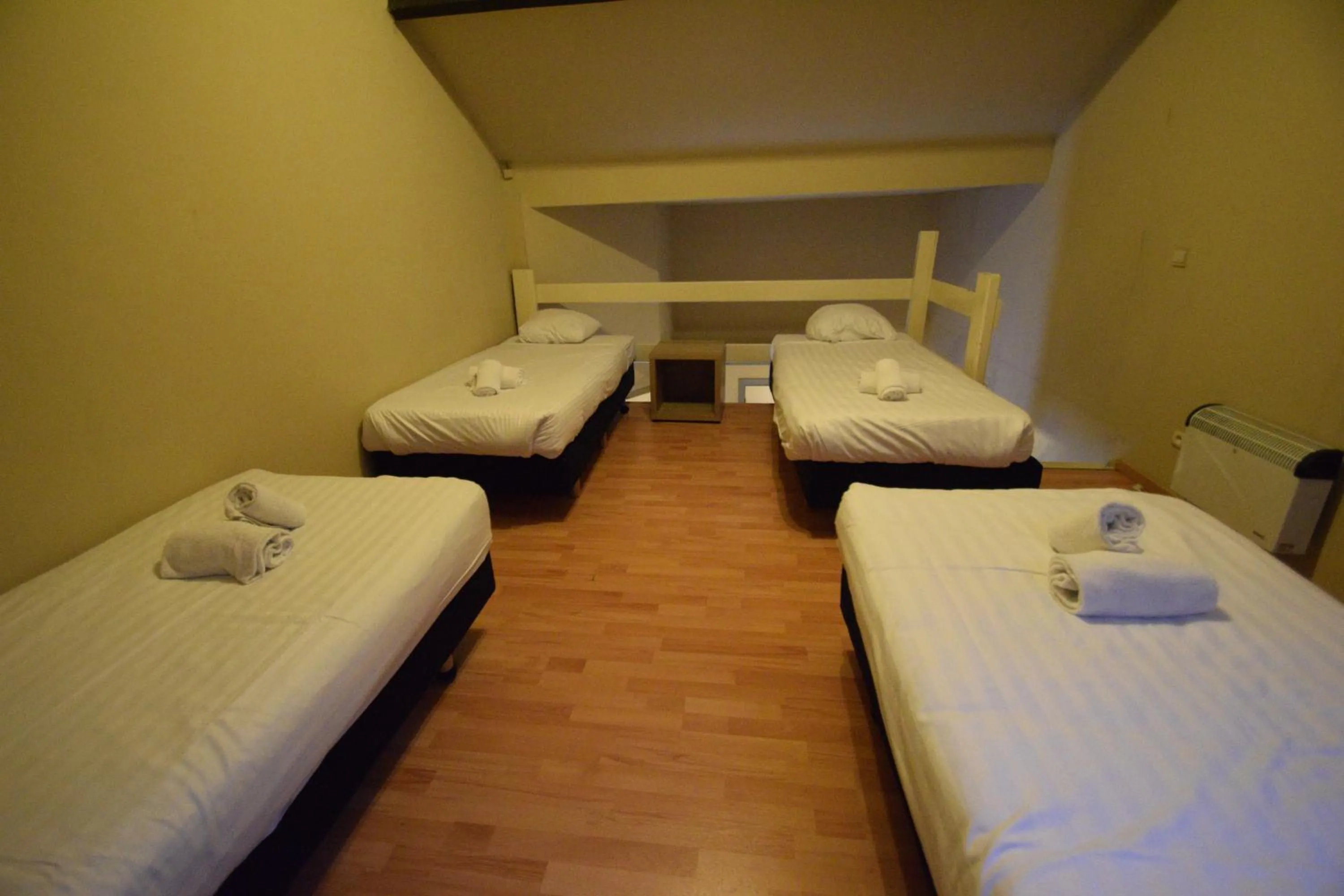 Family Apartment (4 Adults) in Condo Gardens Leuven