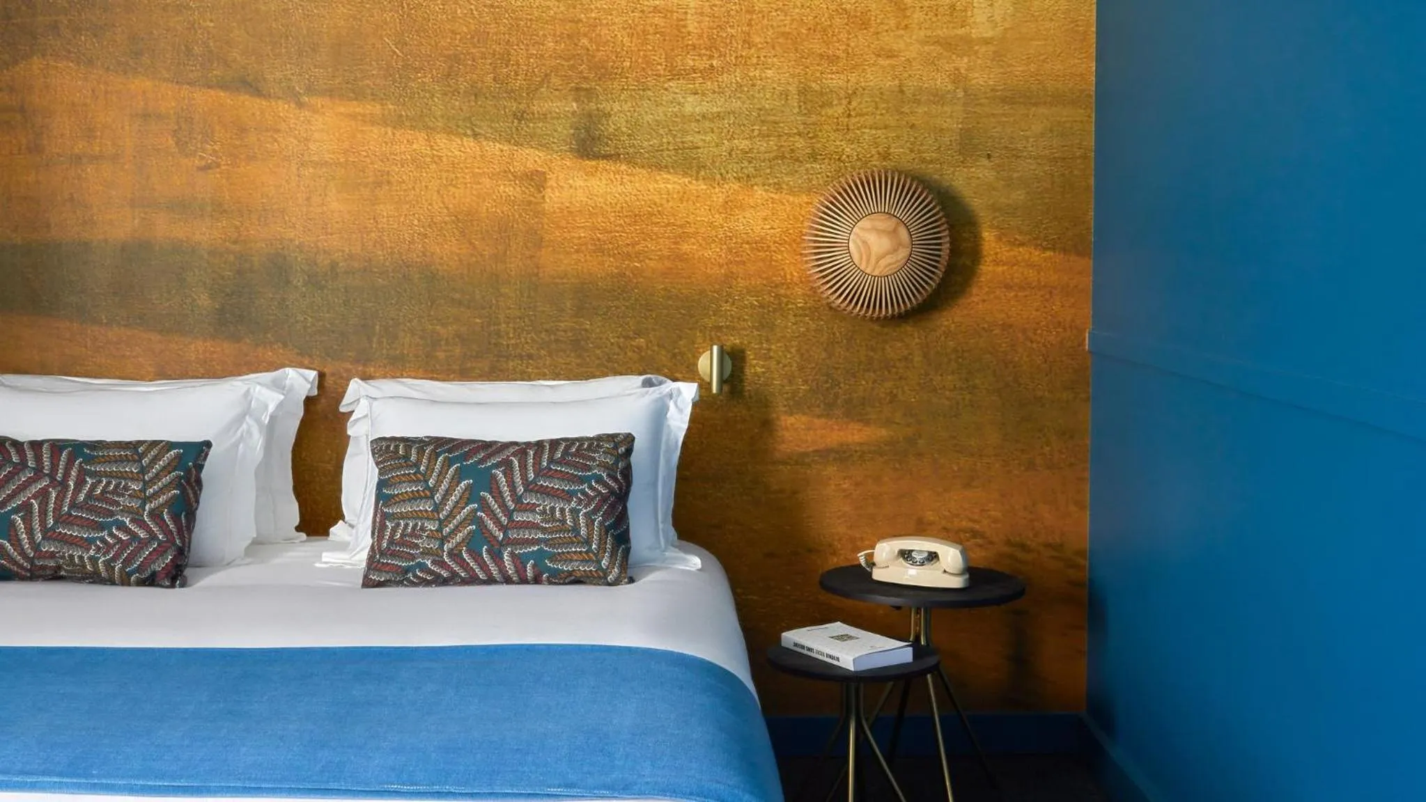 Standard Queen Room - Disability Access in Hotel Indigo Bordeaux Centre Chartrons by IHG