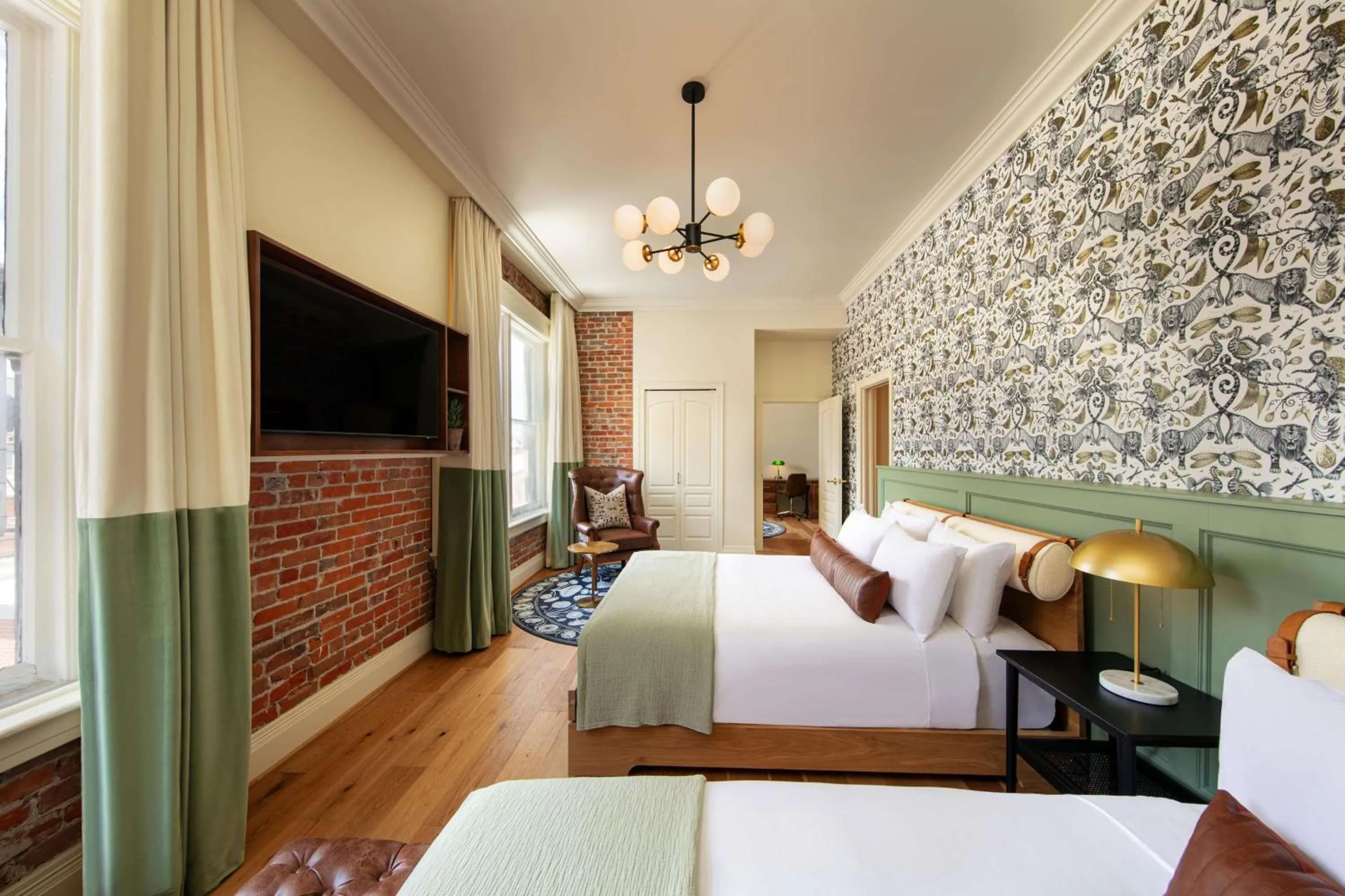 Retreat Suite with Two Queen Beds in The Mining Exchange