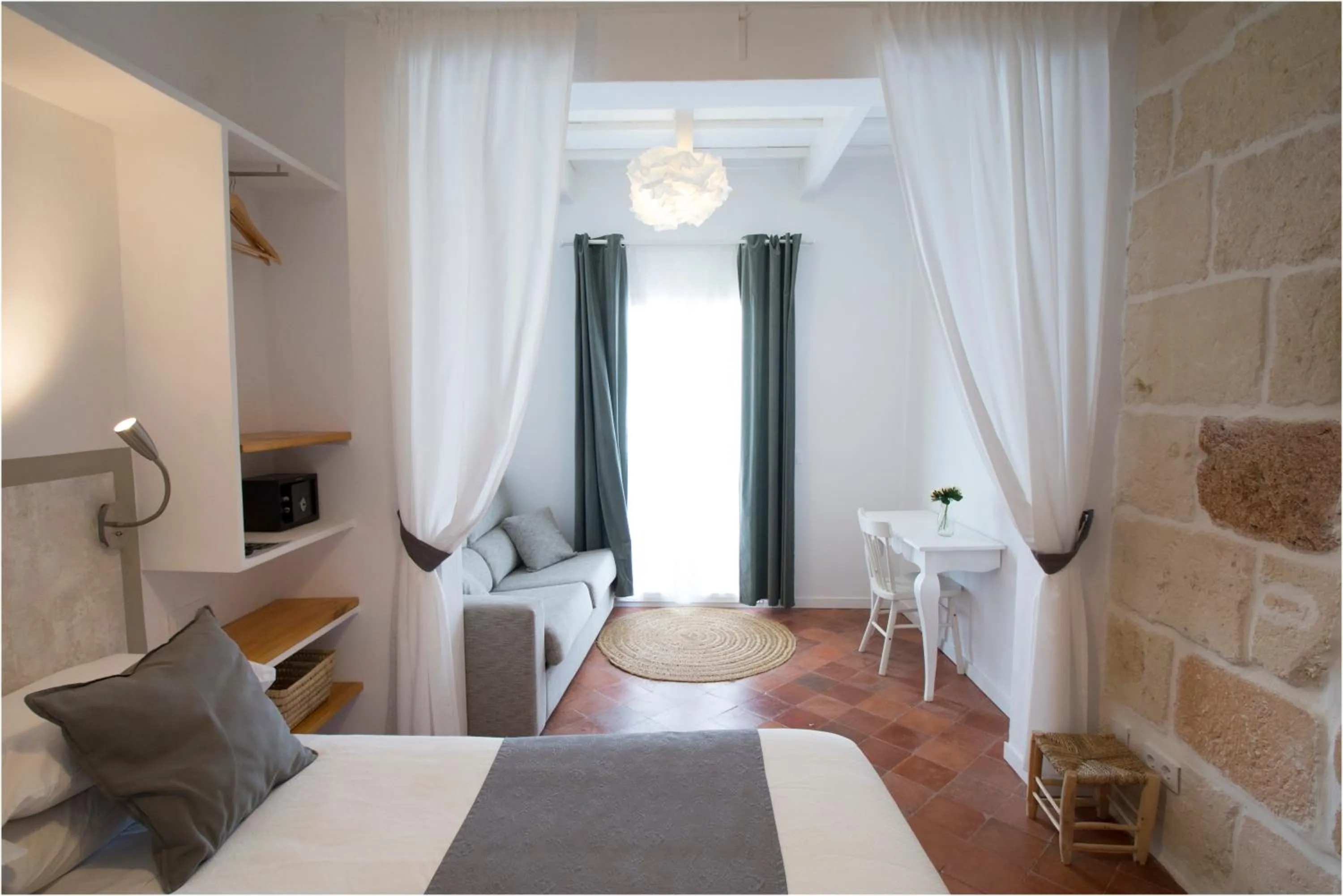 Superior Suite in My Rooms Ciutadella Adults Only by My Rooms Hotels TI
