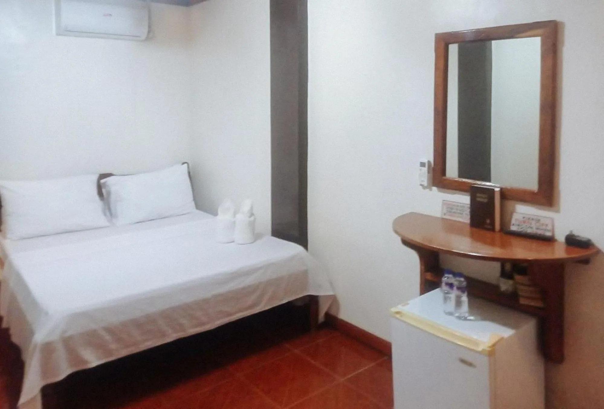 Superior Double Room in RedDoorz at Amphibi-ko Resort Palawan