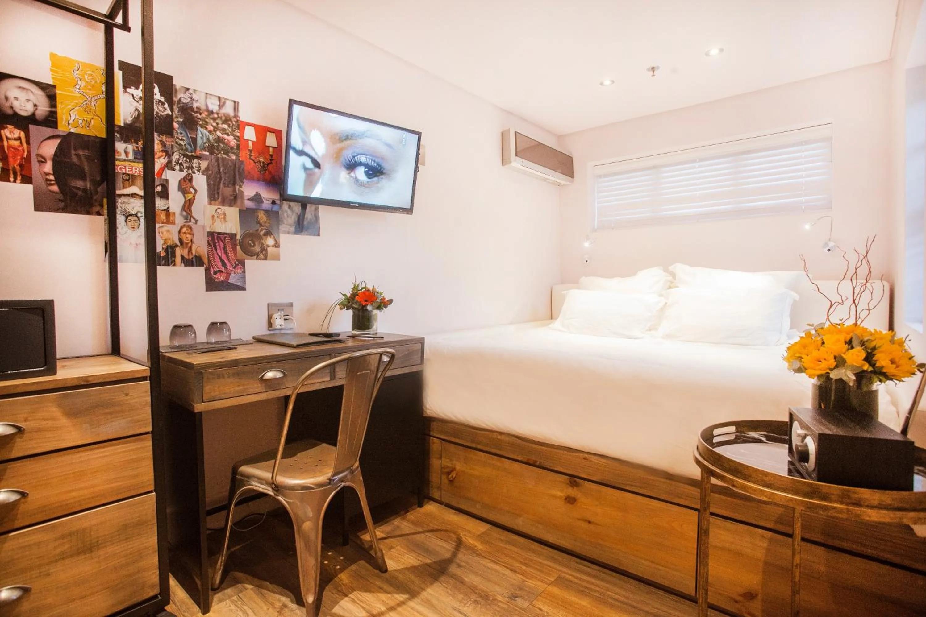 Economy Double Room in The Grey Hotel