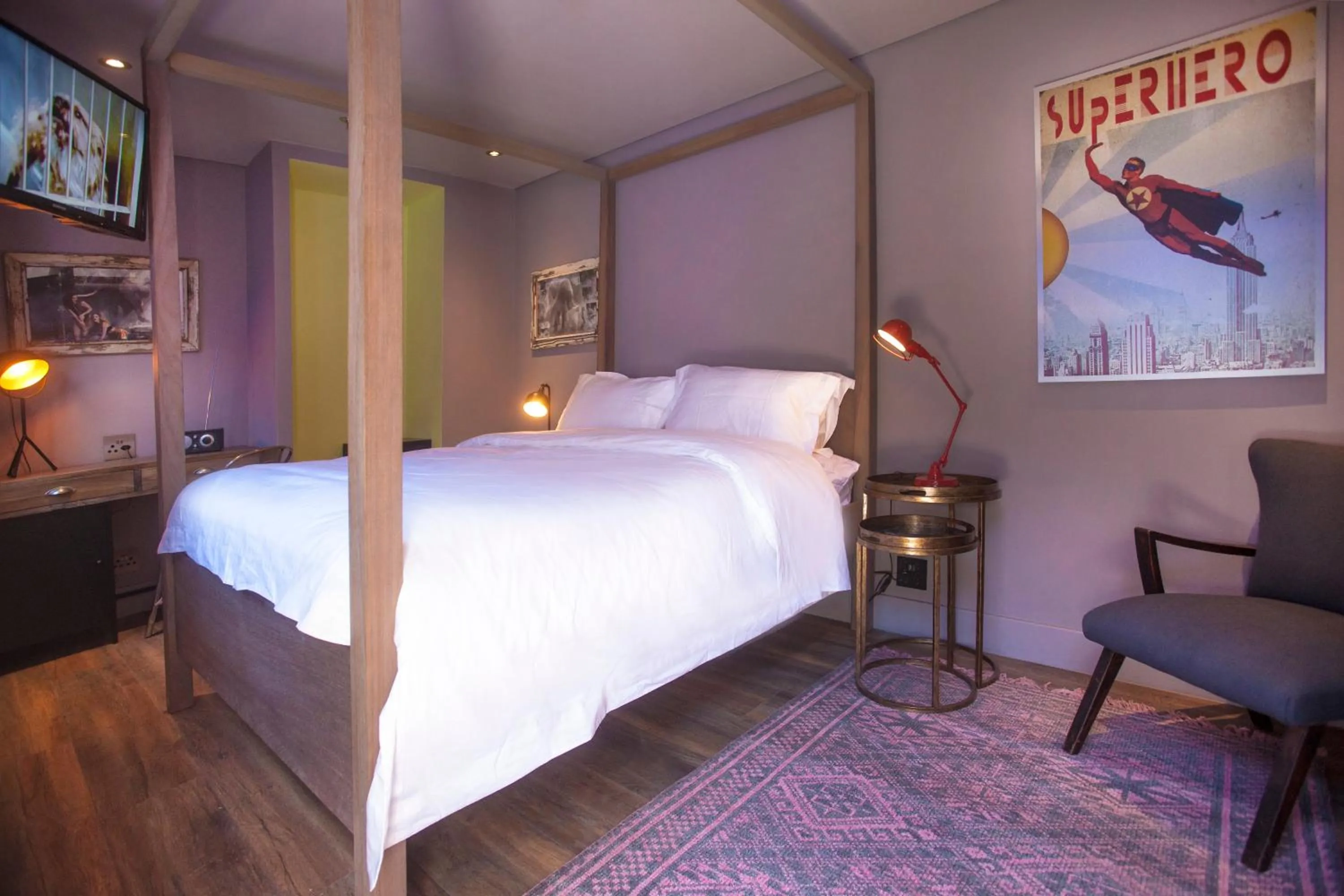 Standard Queen Room in The Grey Hotel