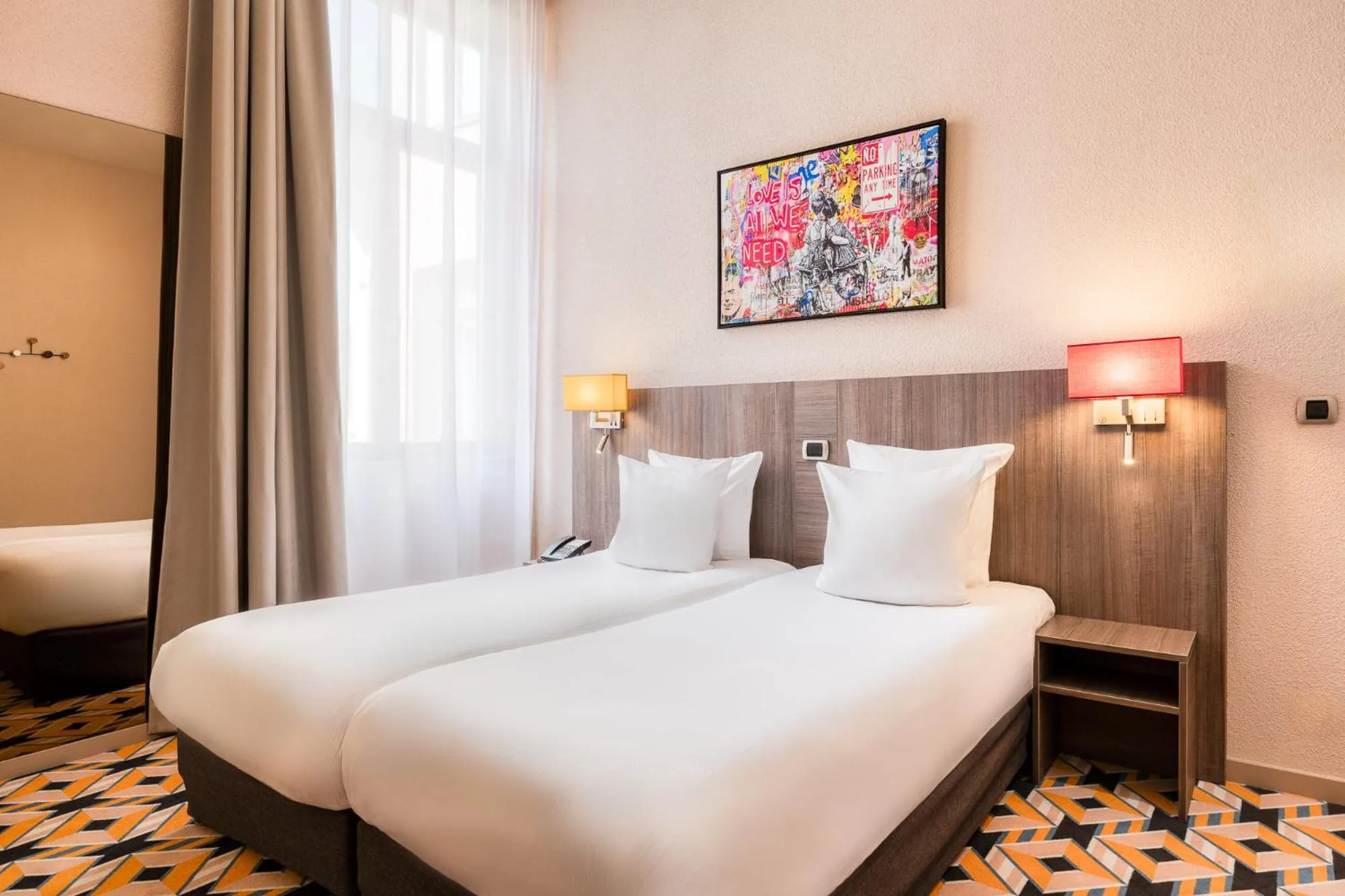 Superior Twin Room in ALMA Grand Place Hotel