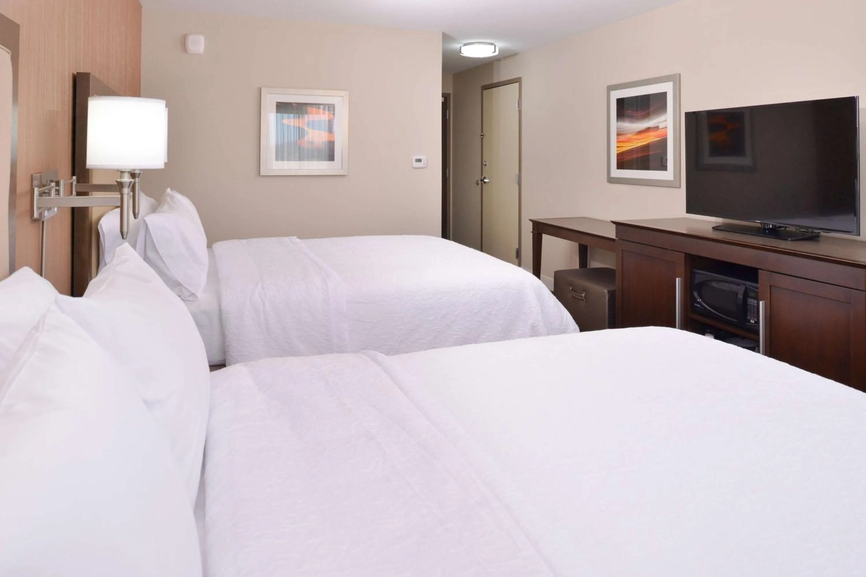 Queen Room with Two Queen Beds - Hearing Access/Non-Smoking in Hampton Inn El Centro