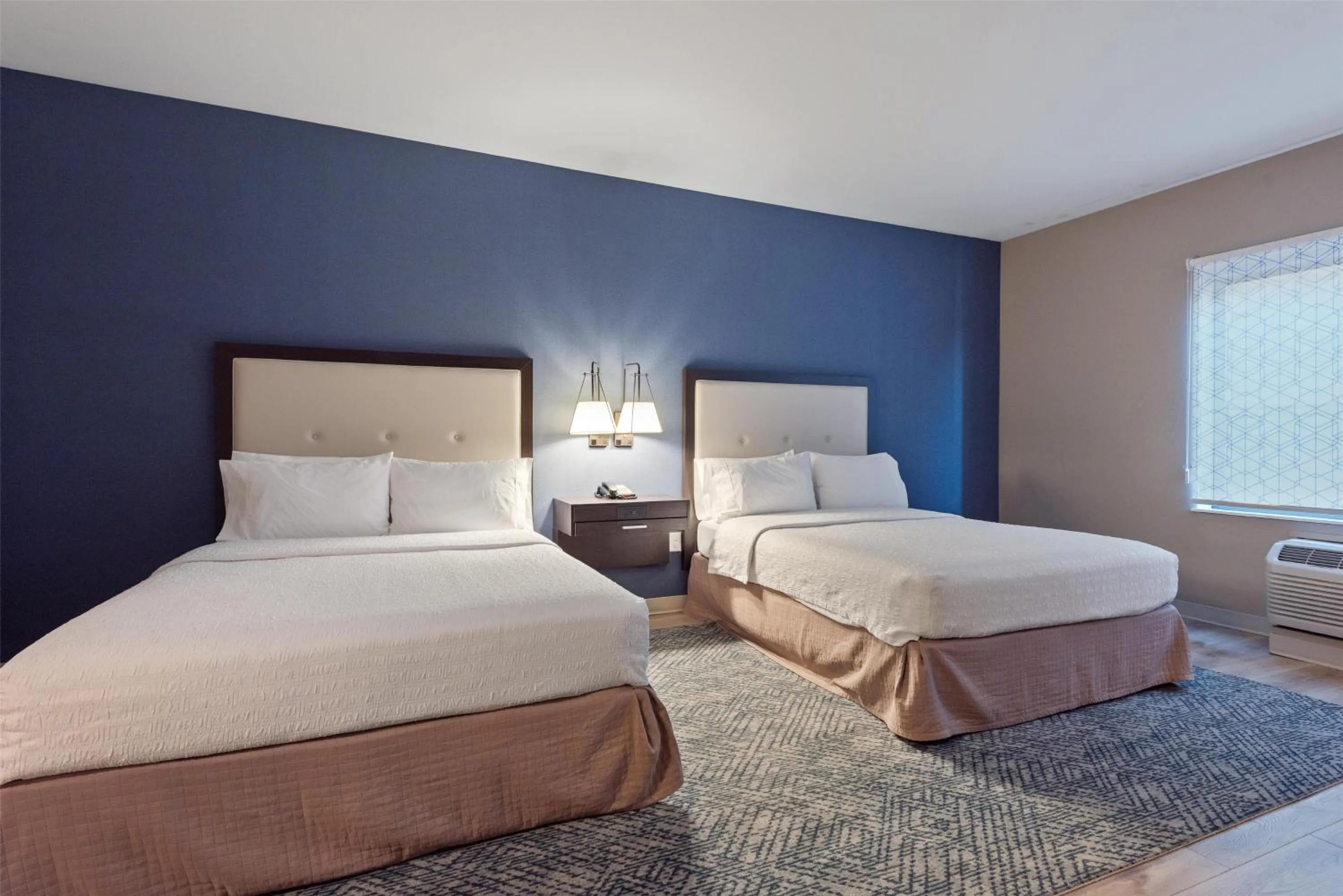 Queen Room with Two Queen Beds - Hearing Access/Non-Smoking in Hampton Inn Mesa Verde/Cortez Co