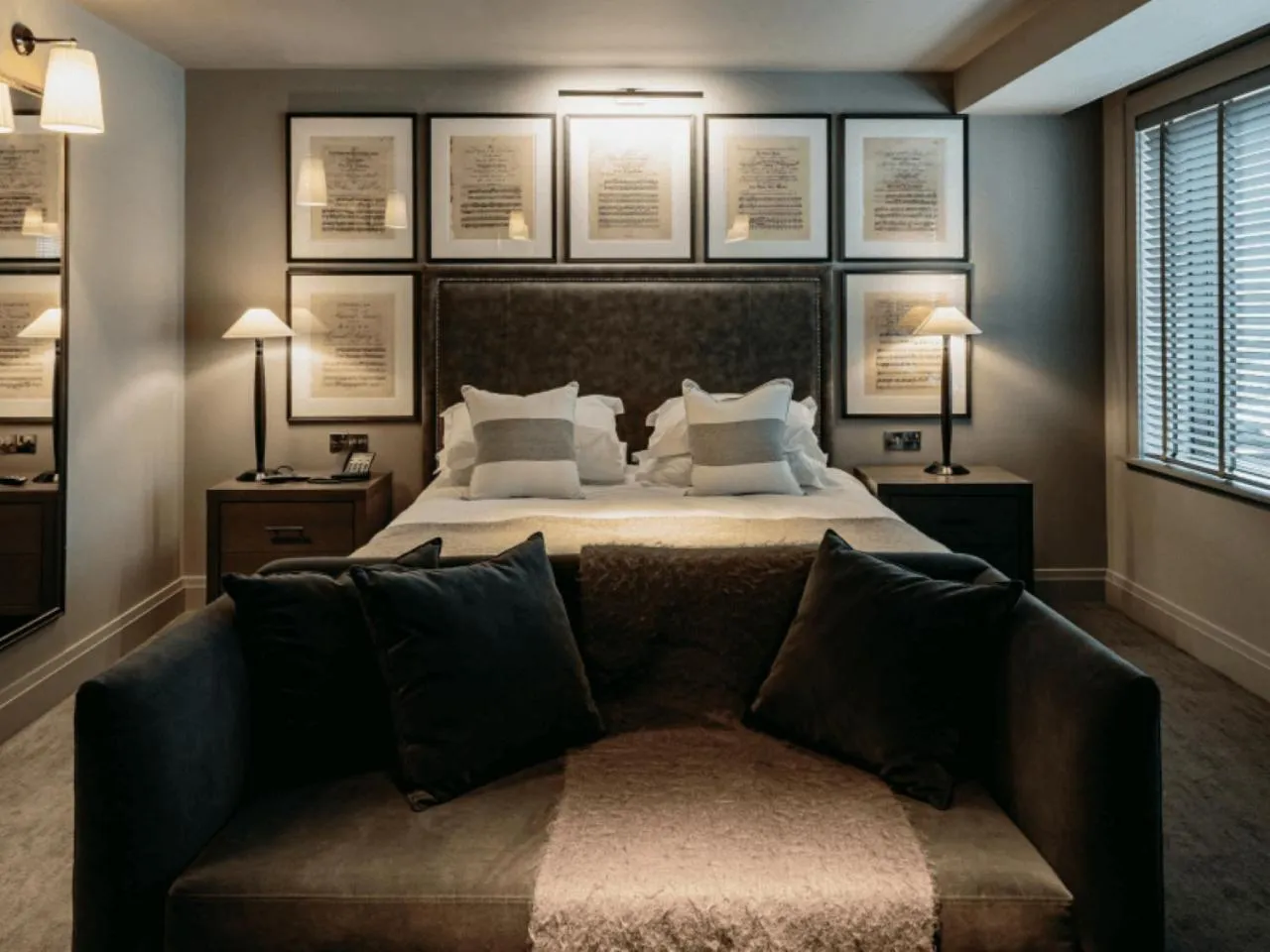 Deluxe Suite in Dakota Leeds