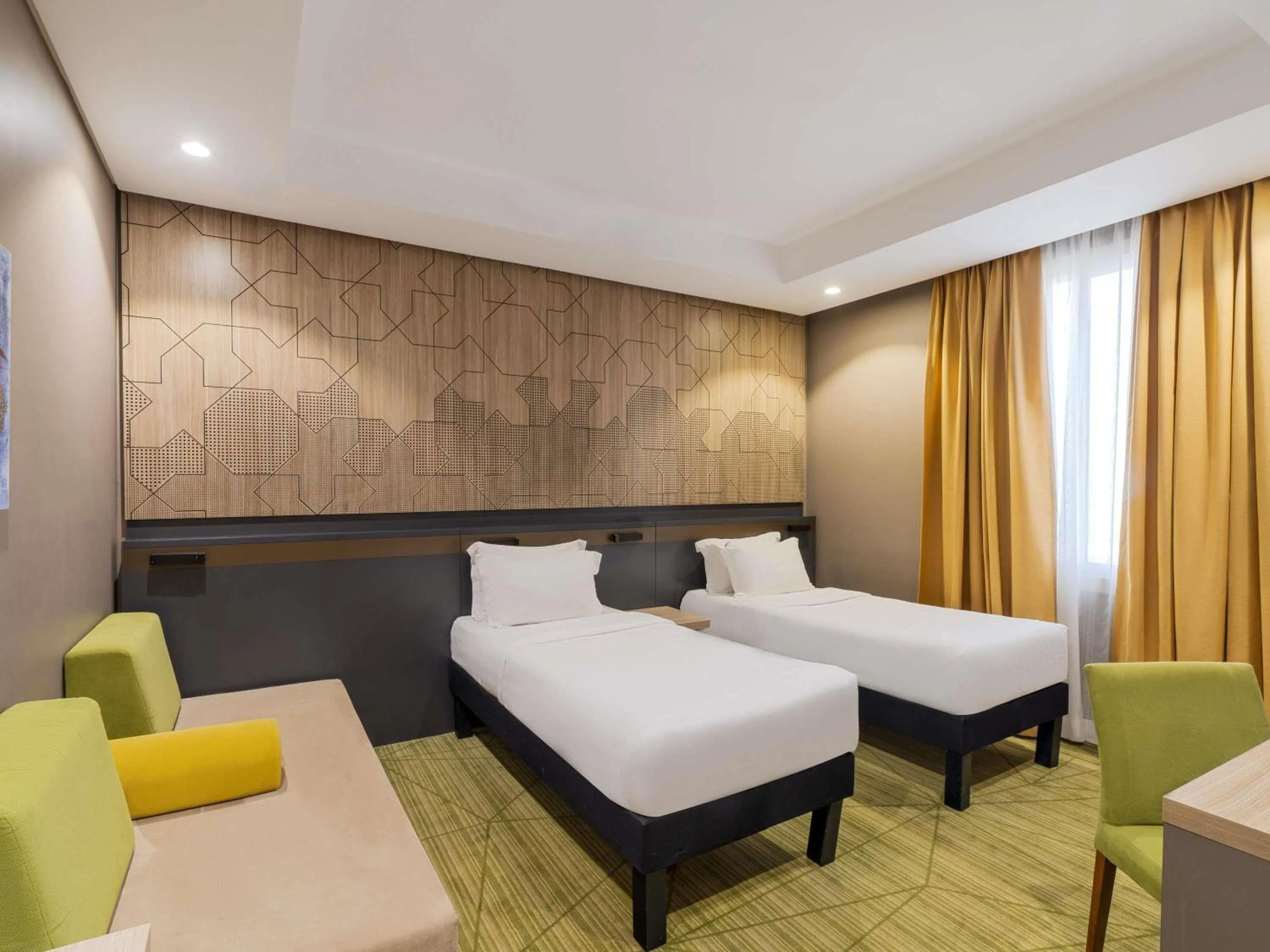 Standard Twin Room in ibis Styles Makkah