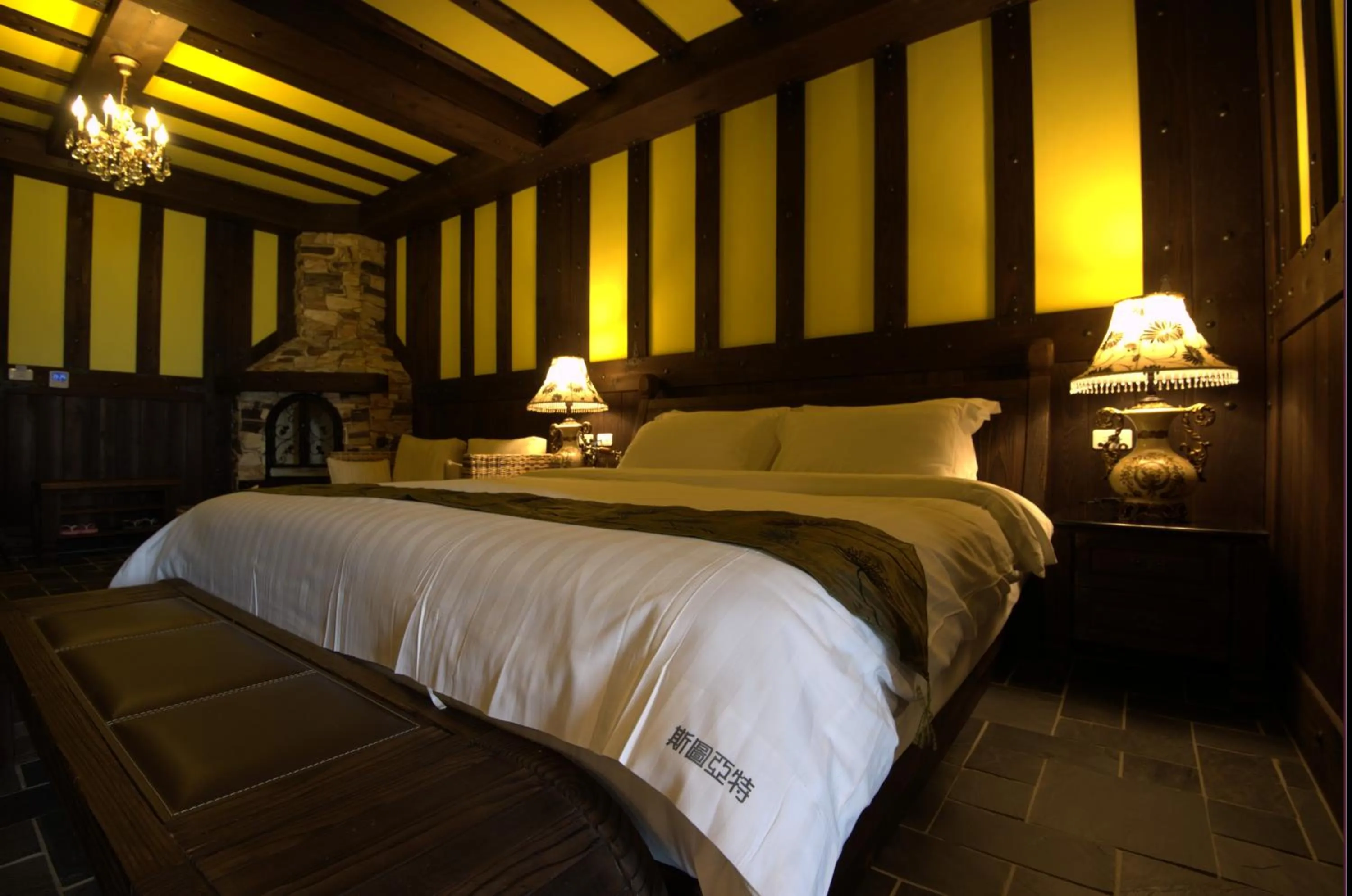 Double Room with Sea View in Stuart Villa