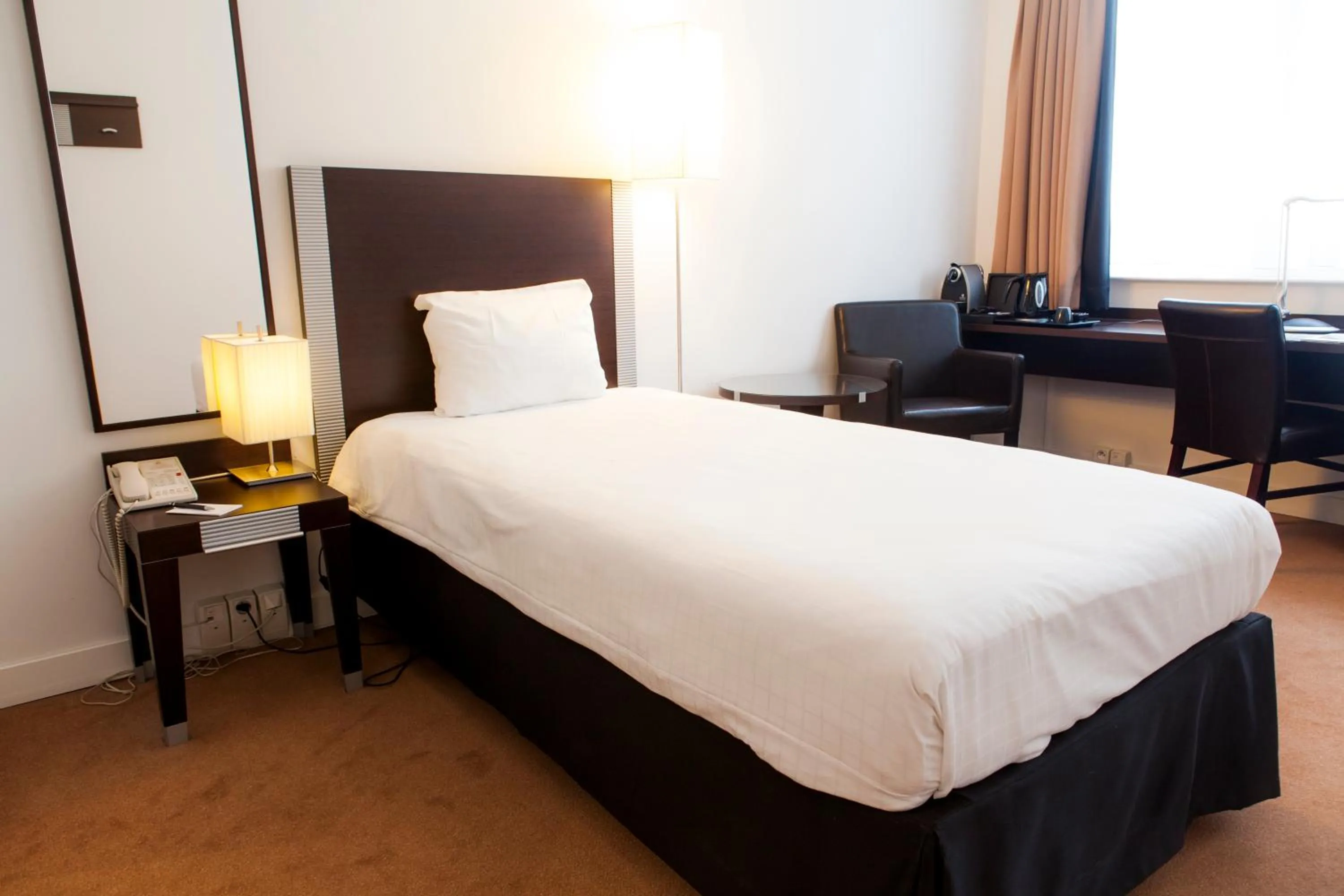 Superior Single Room in Progress Hotel