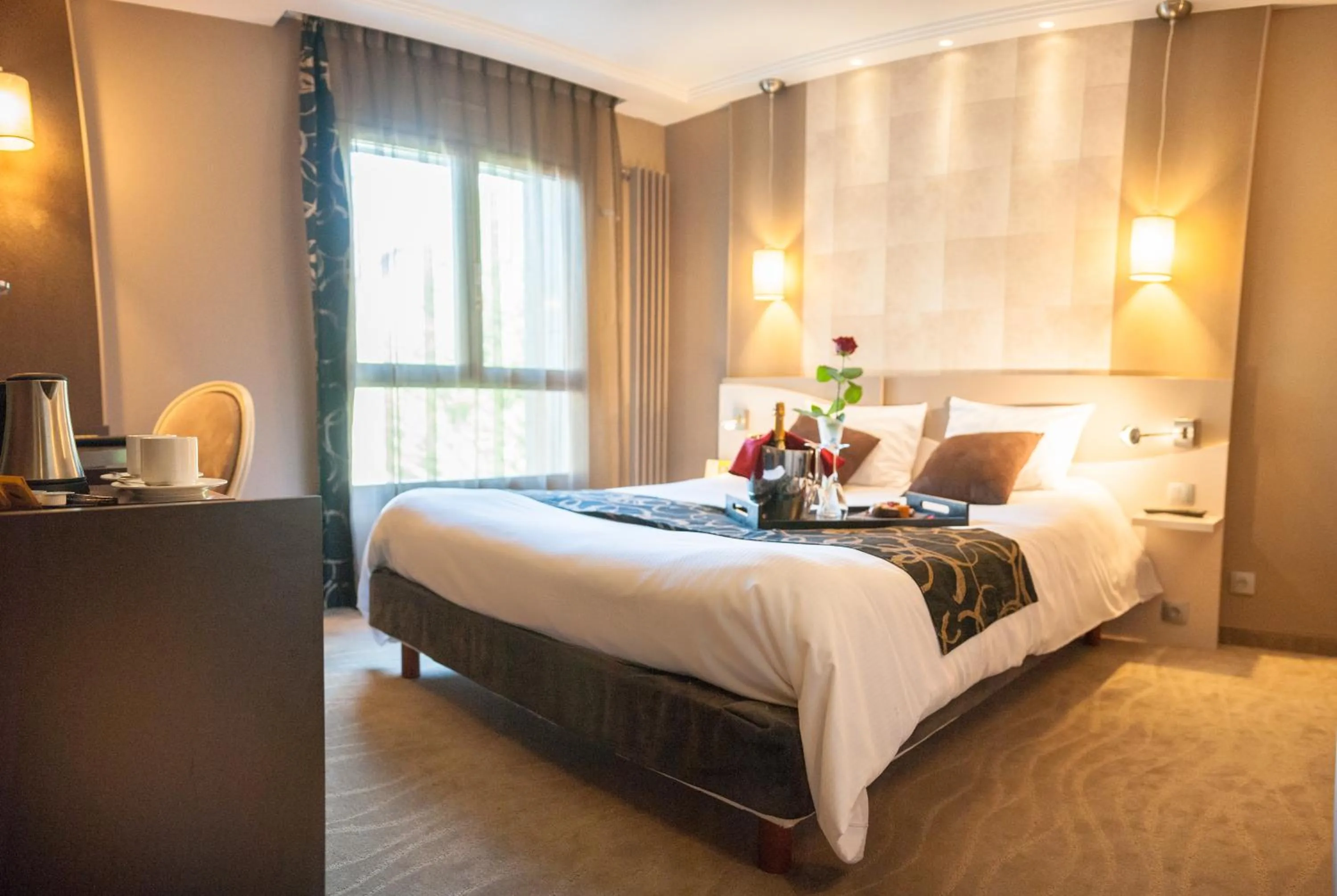 Privilege Double Room in Logis Hôtel Restaurant Le Fruitier