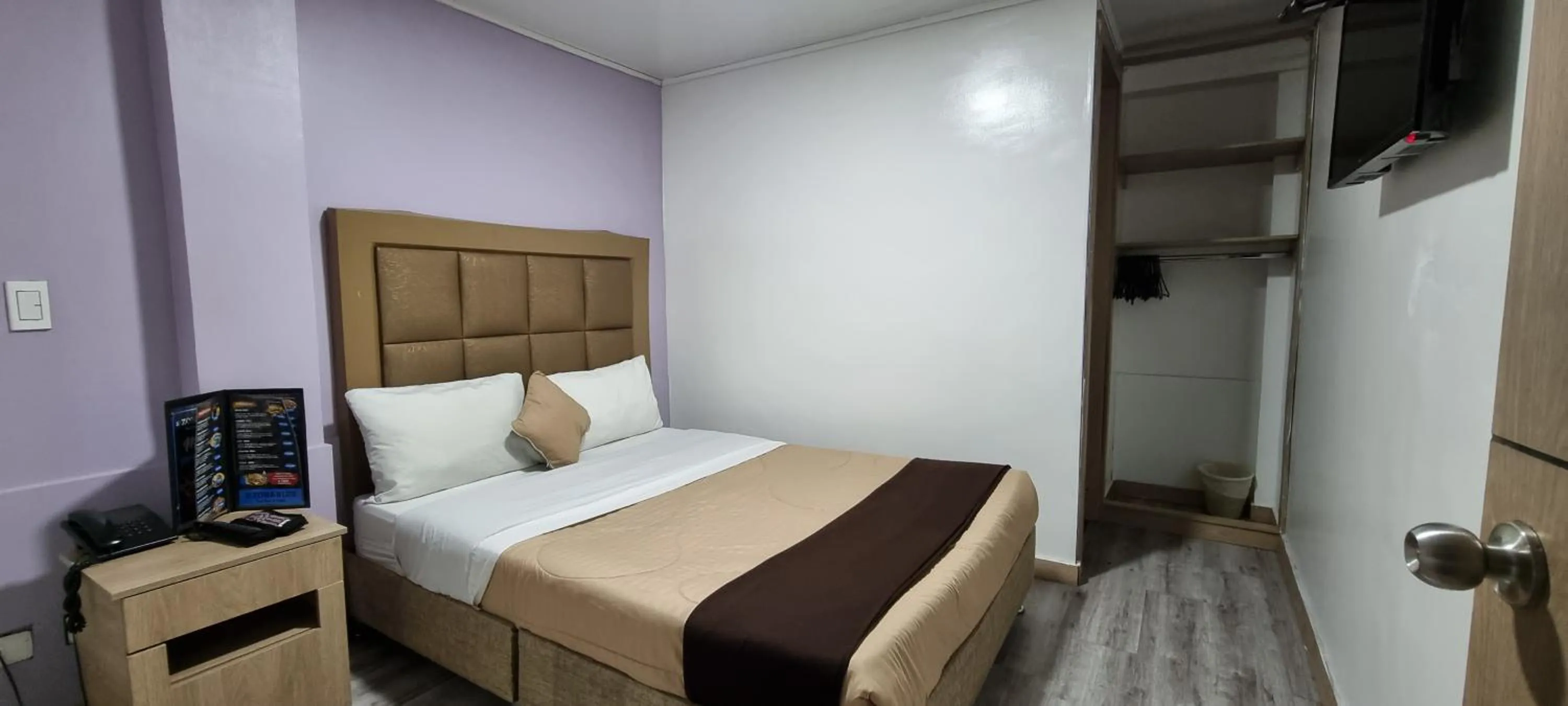 Single Room - single occupancy in Blue House Corferias