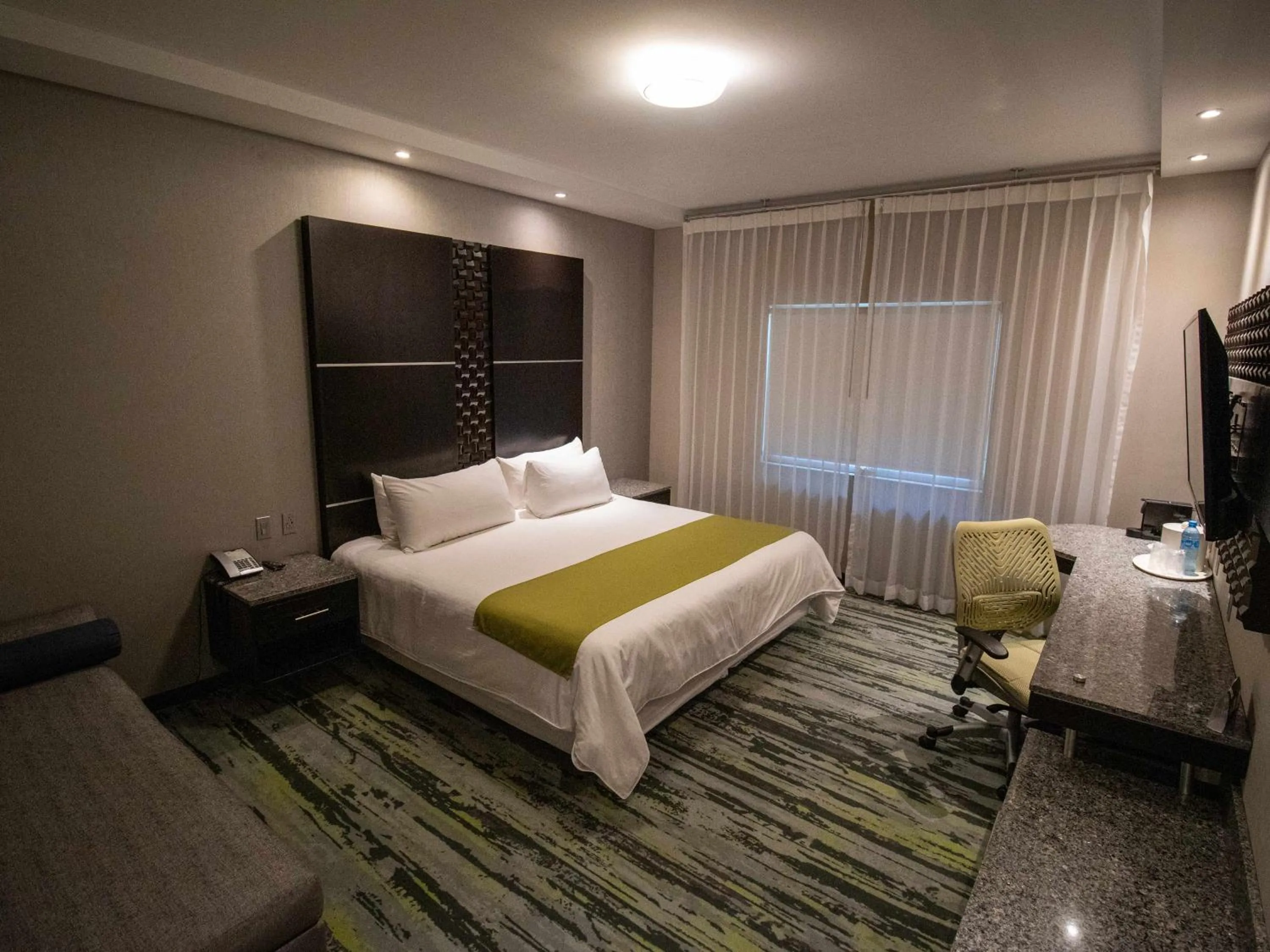 Superior Room in Hotel Araiza San Luis R.C.