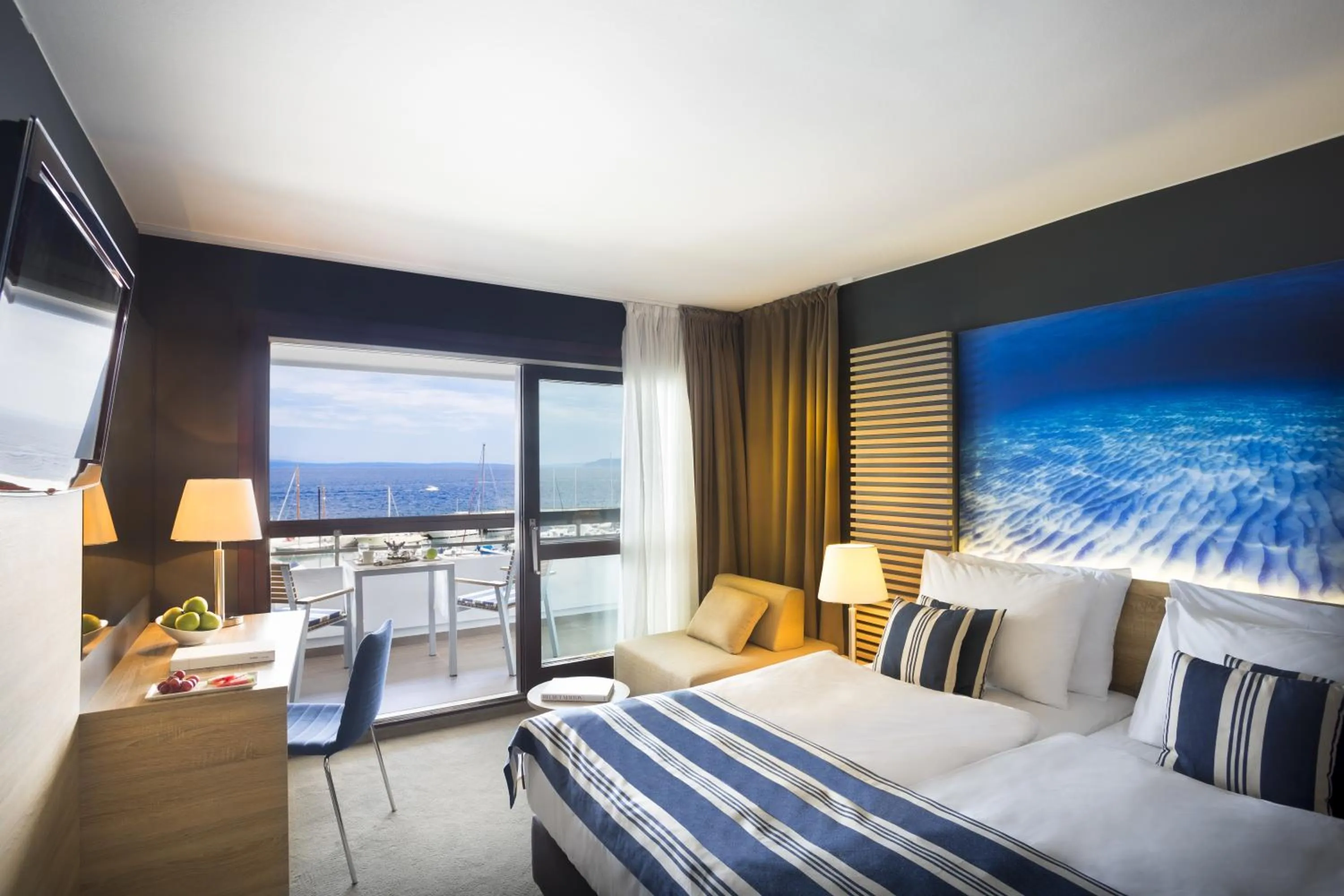 Superior Twin Room with Sea View in Hotel Admiral - by Liburnia Hotels & Villas