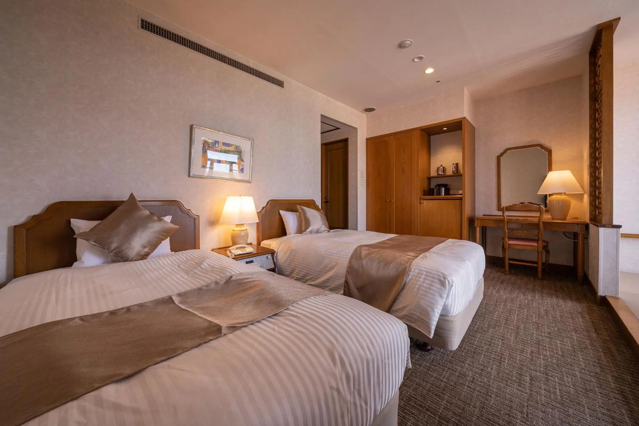 Twin Room with Tatami Area - Non-Smoking in Ooedo Onsen Monogatari Premium Saikaibashi