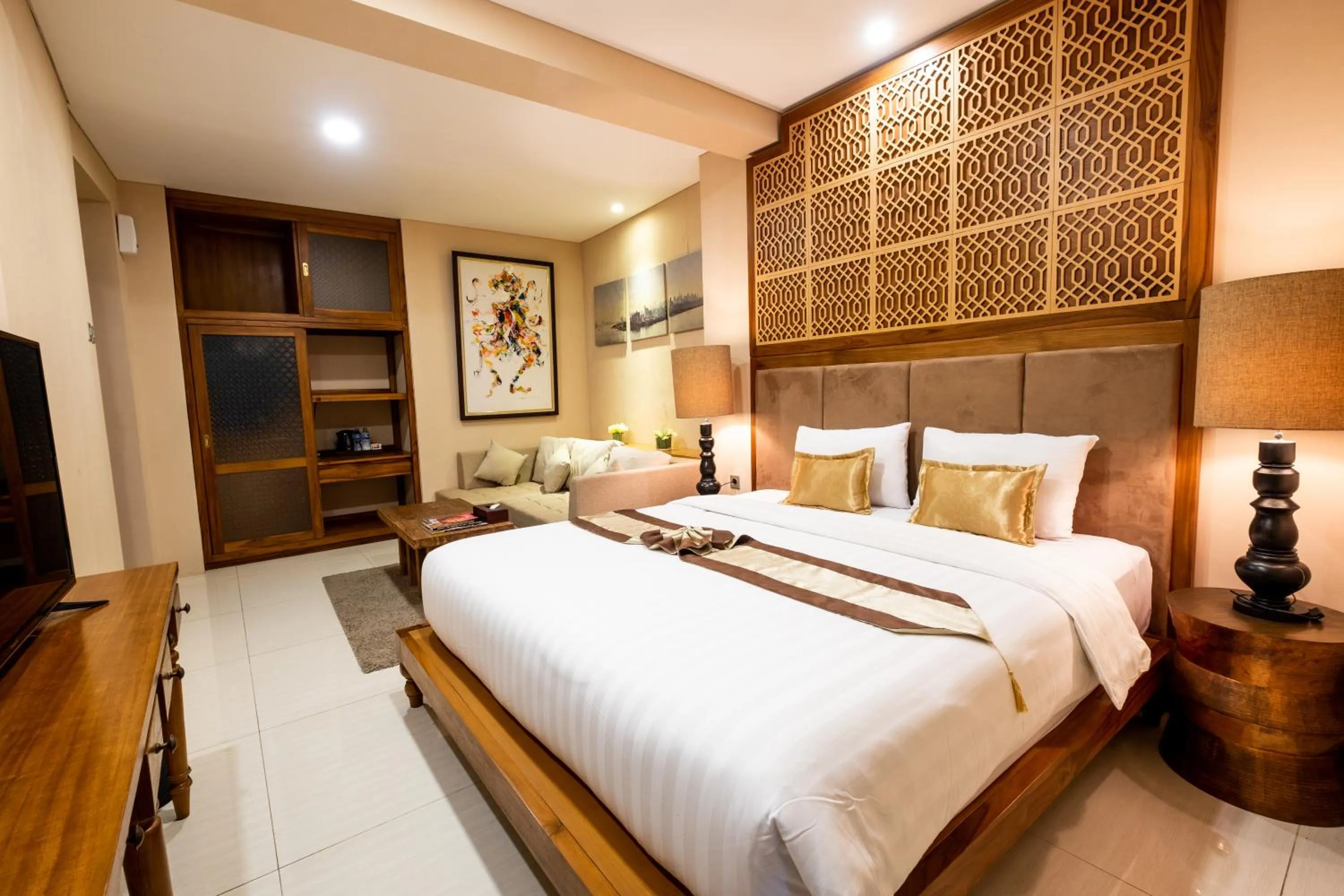 Double Room with Pool View in Raintree Boutique Villa & Gallery