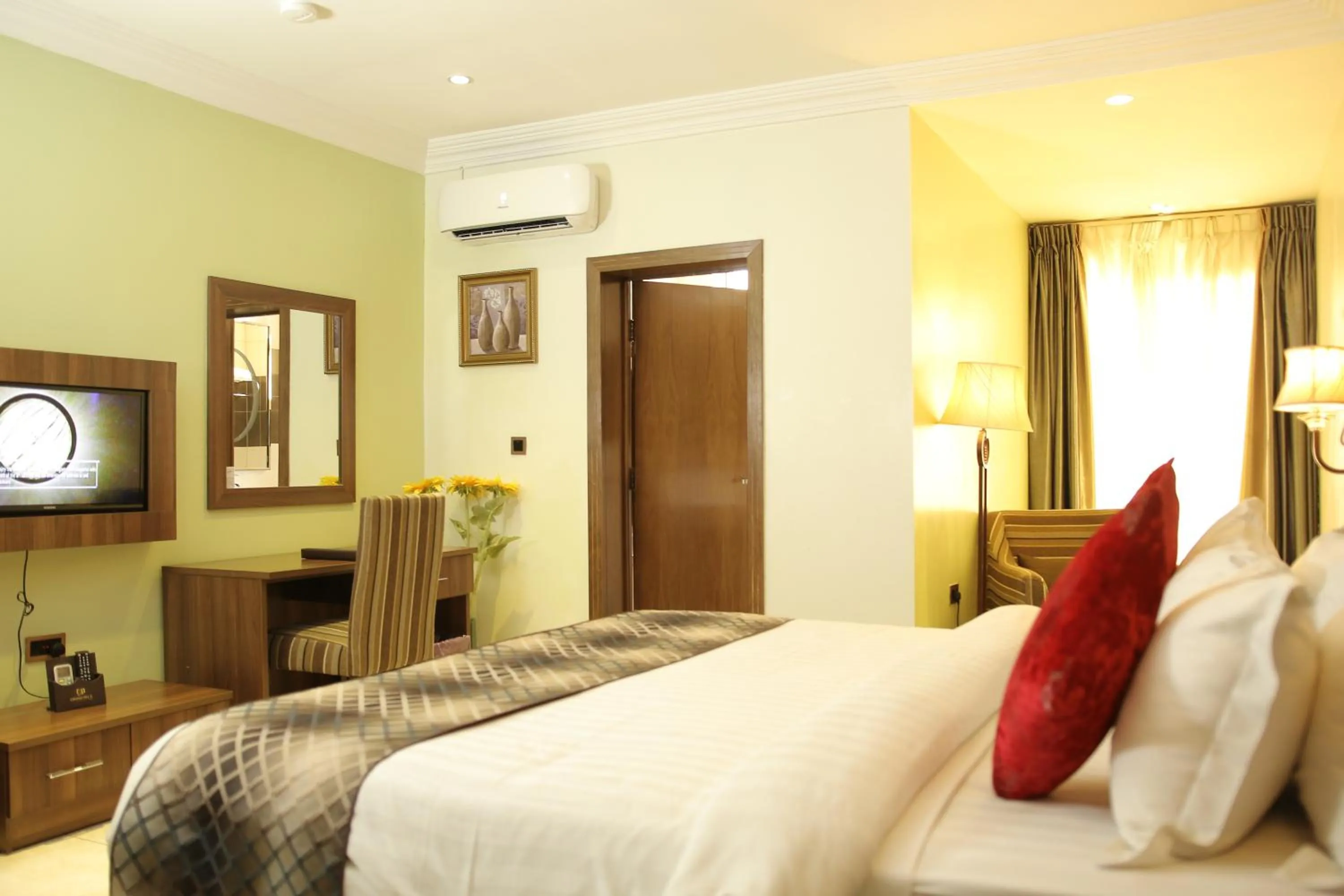 Deluxe Room (Breakfast for One) in Grand Pela Hotel & Suites
