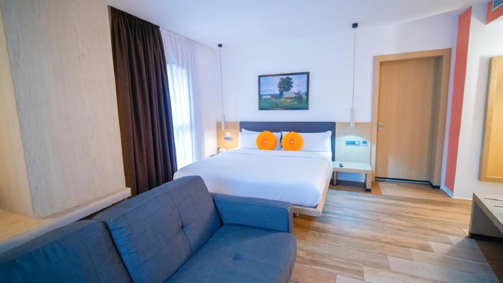 Deluxe Room in SV Chrome