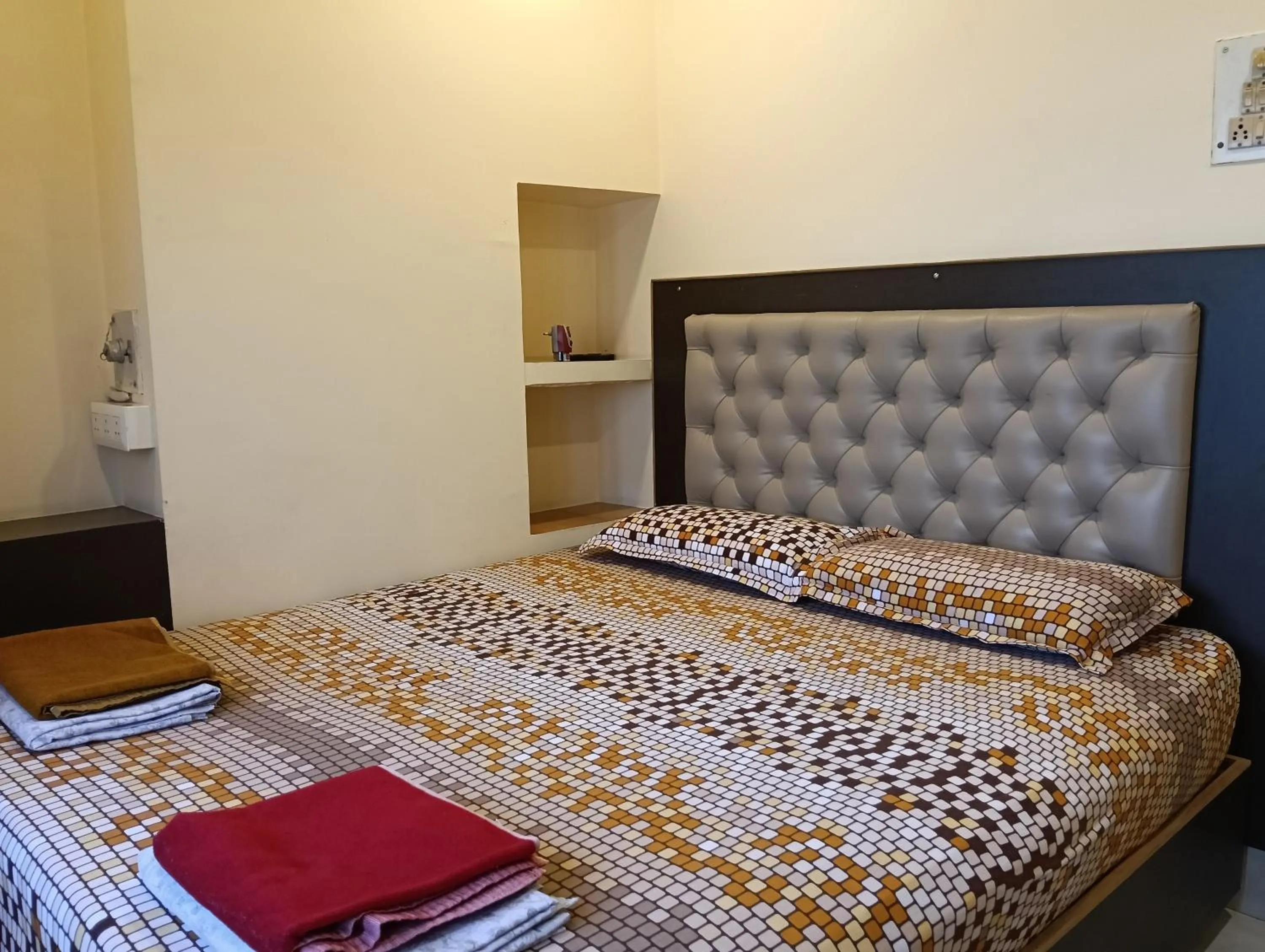 Queen Room with Sea View in Scindhia Guest House