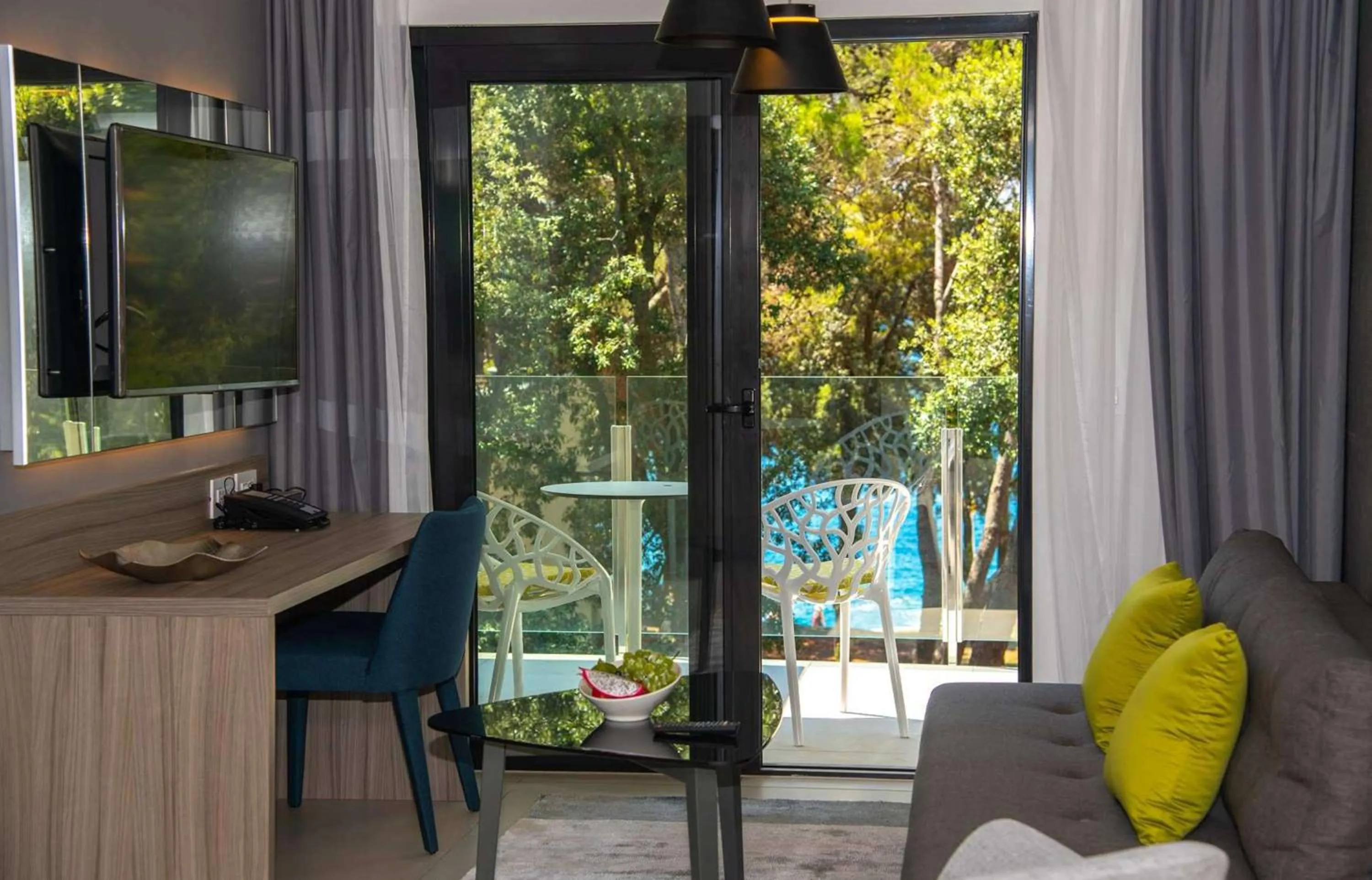 Two-Bedroom Suite with Balcony in Park Plaza Arena Pula