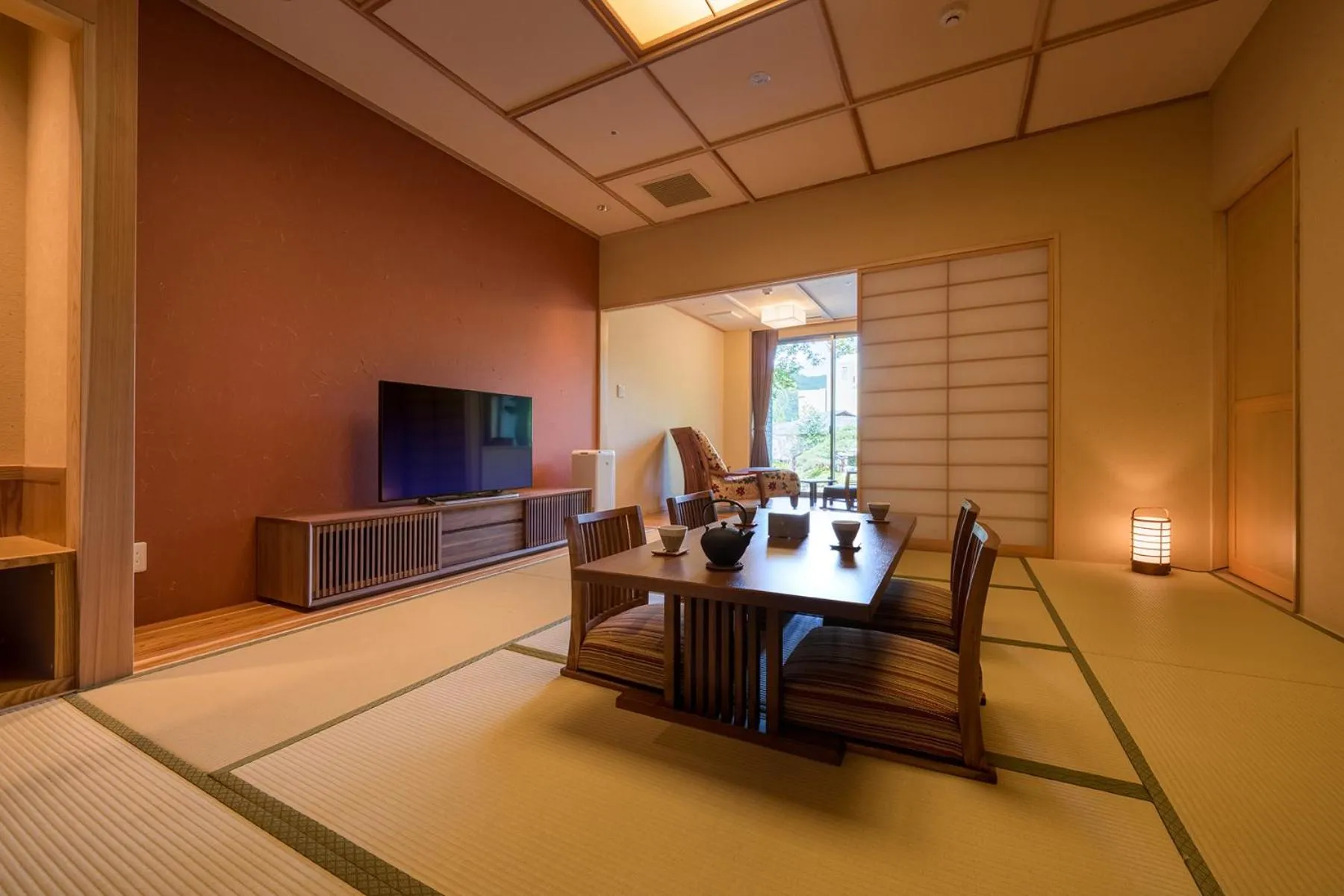 Deluxe Room with Tatami Area and Hot Spring Bath - Non-Smoking in Yumoto Kissho