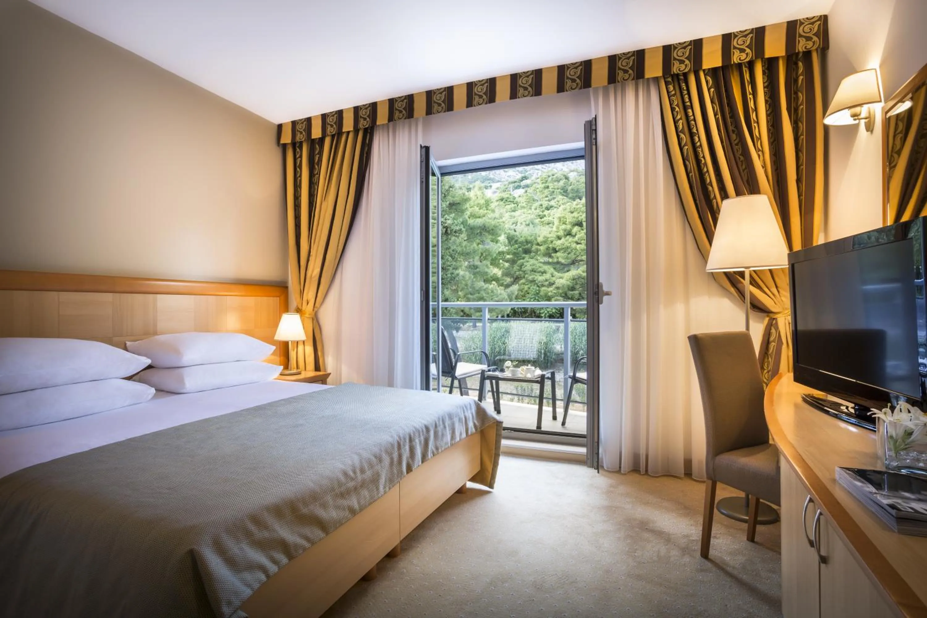 Superior Double Room with Balcony in Aminess Vival Grand Azur Hotel