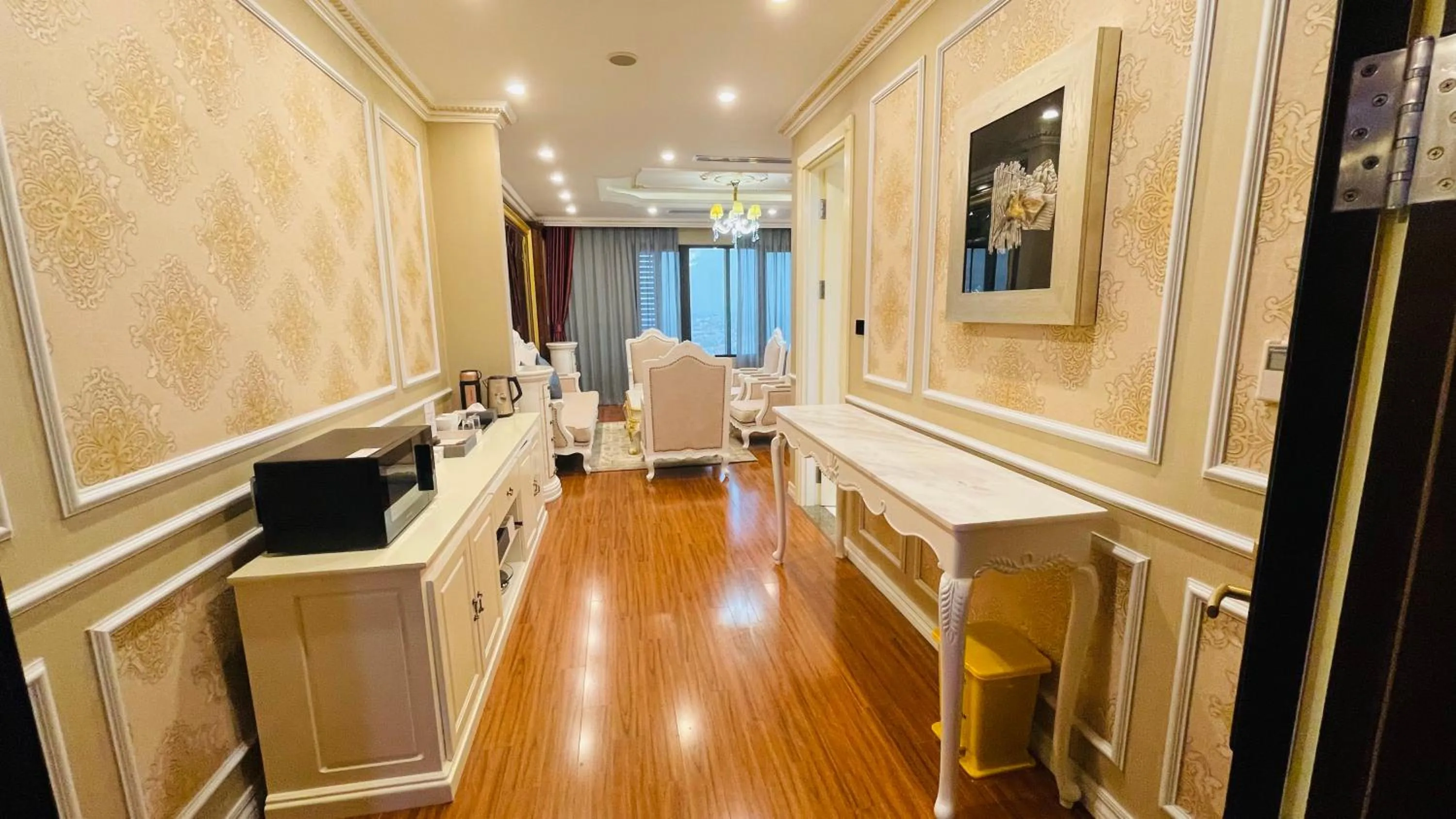 Presidential Suite in Le Indochina Hotel