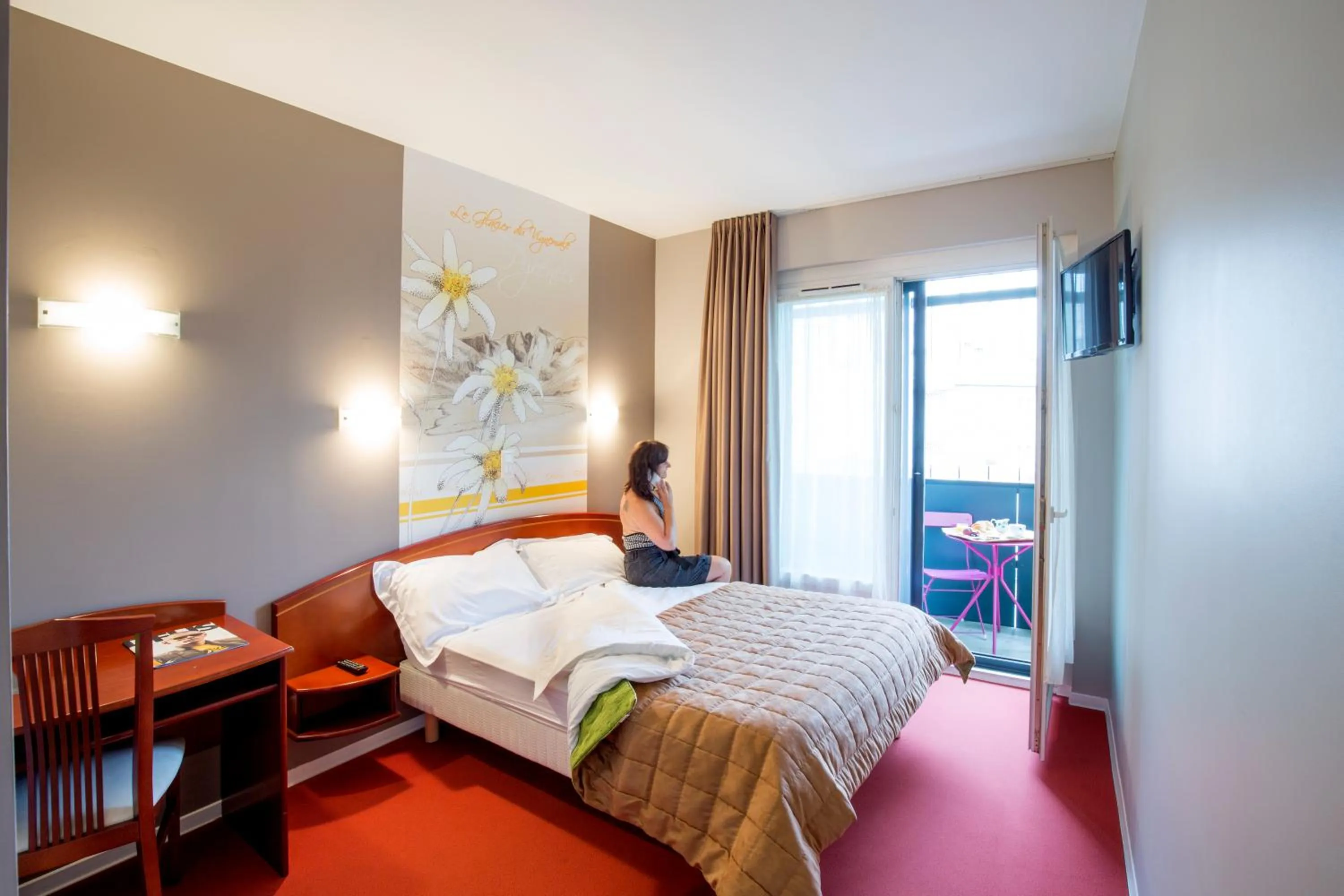 Superior Double Room in Cit'Hotel de la Marne