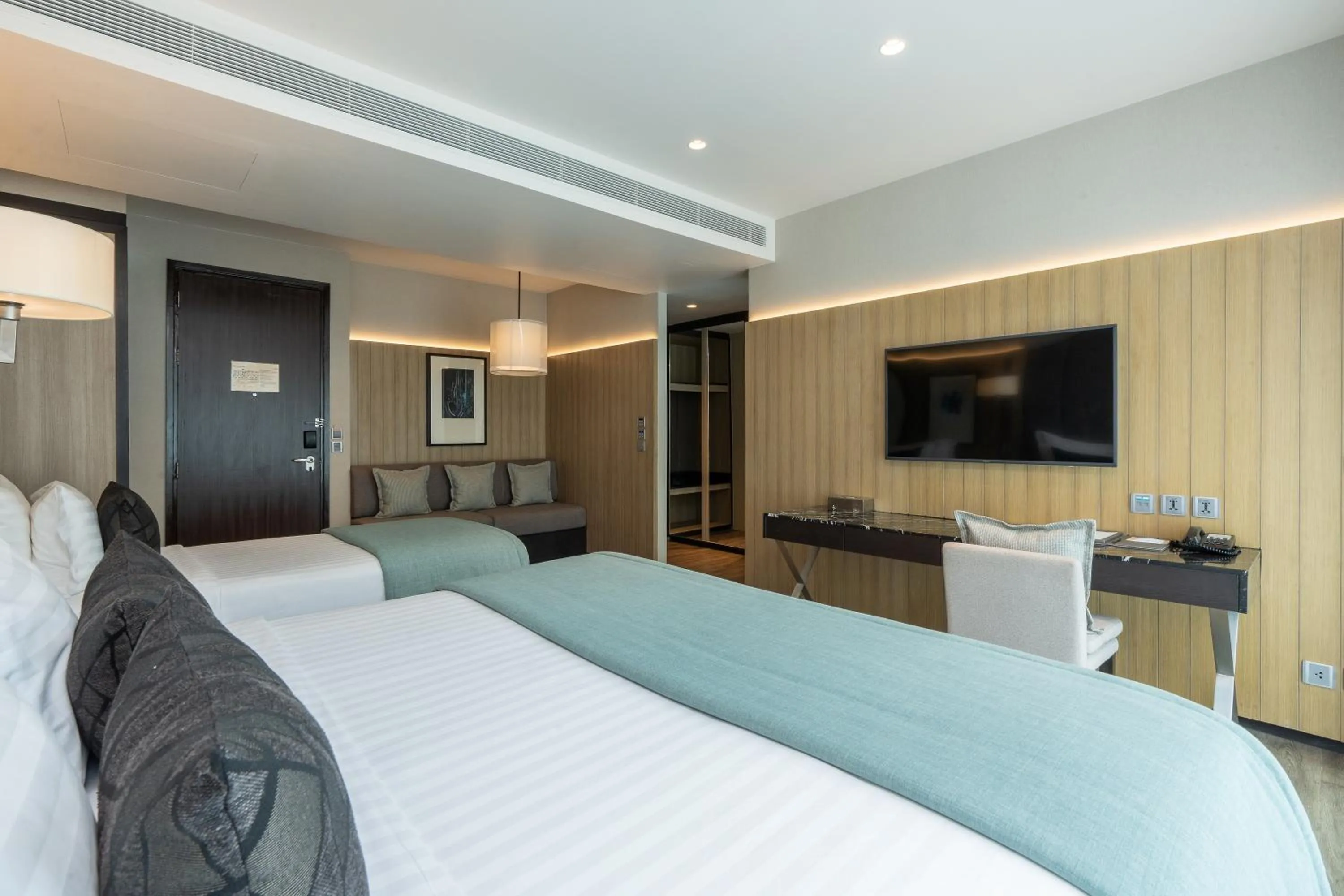 Deluxe Family Room in My Beach Resort Phuket, Panwa Beach