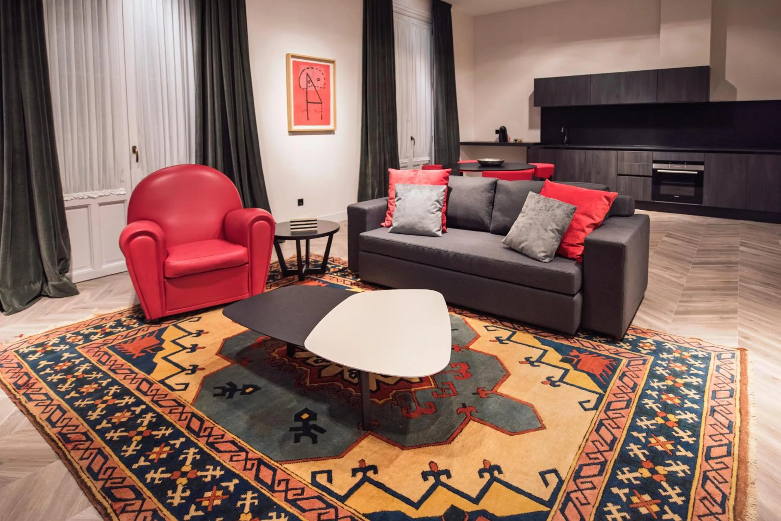 Superior One-Bedroom Apartment with Balcony in Palacio Salvetti Suites