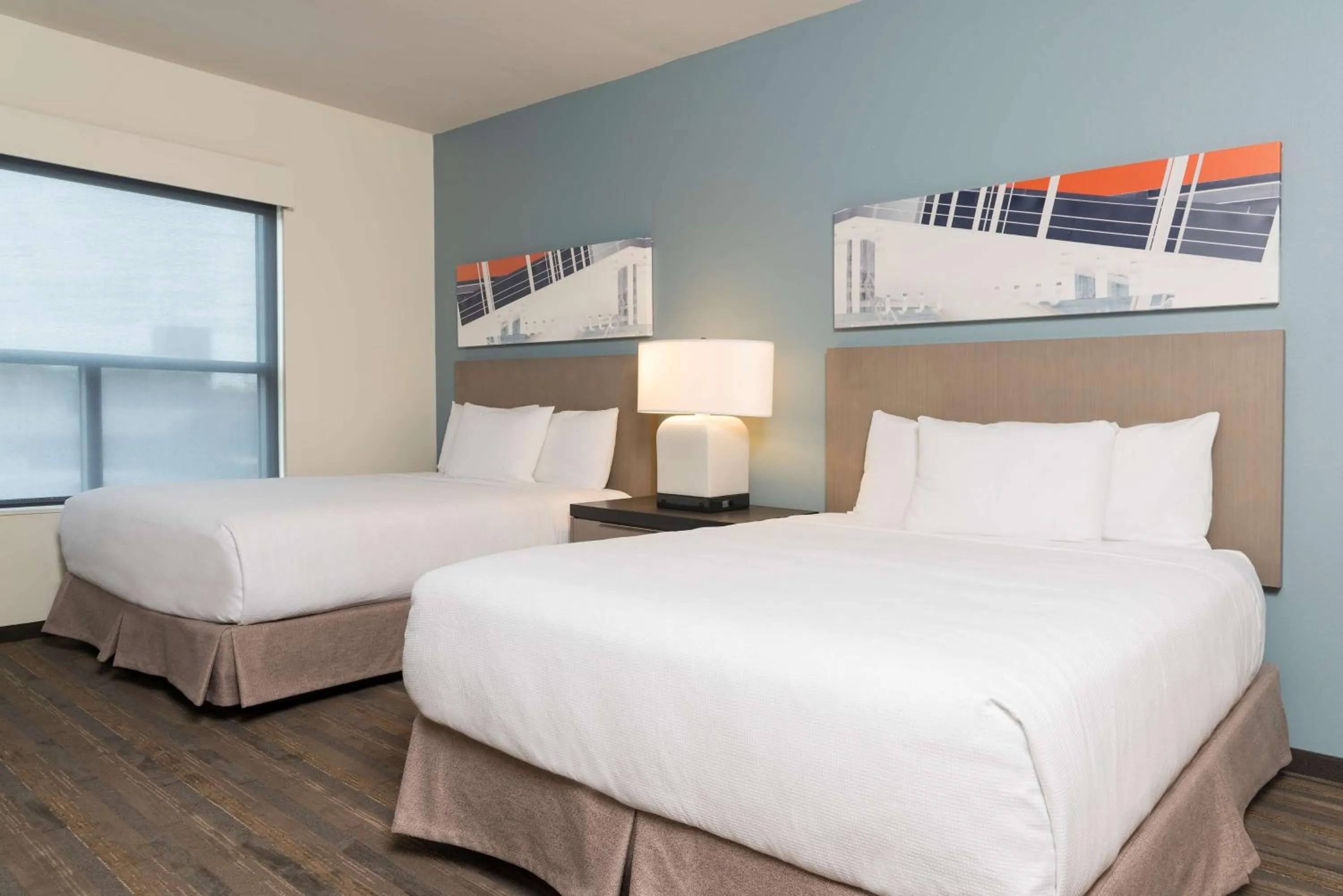 One-Bedroom Suite with Kitchen in Hyatt House Austin/Downtown