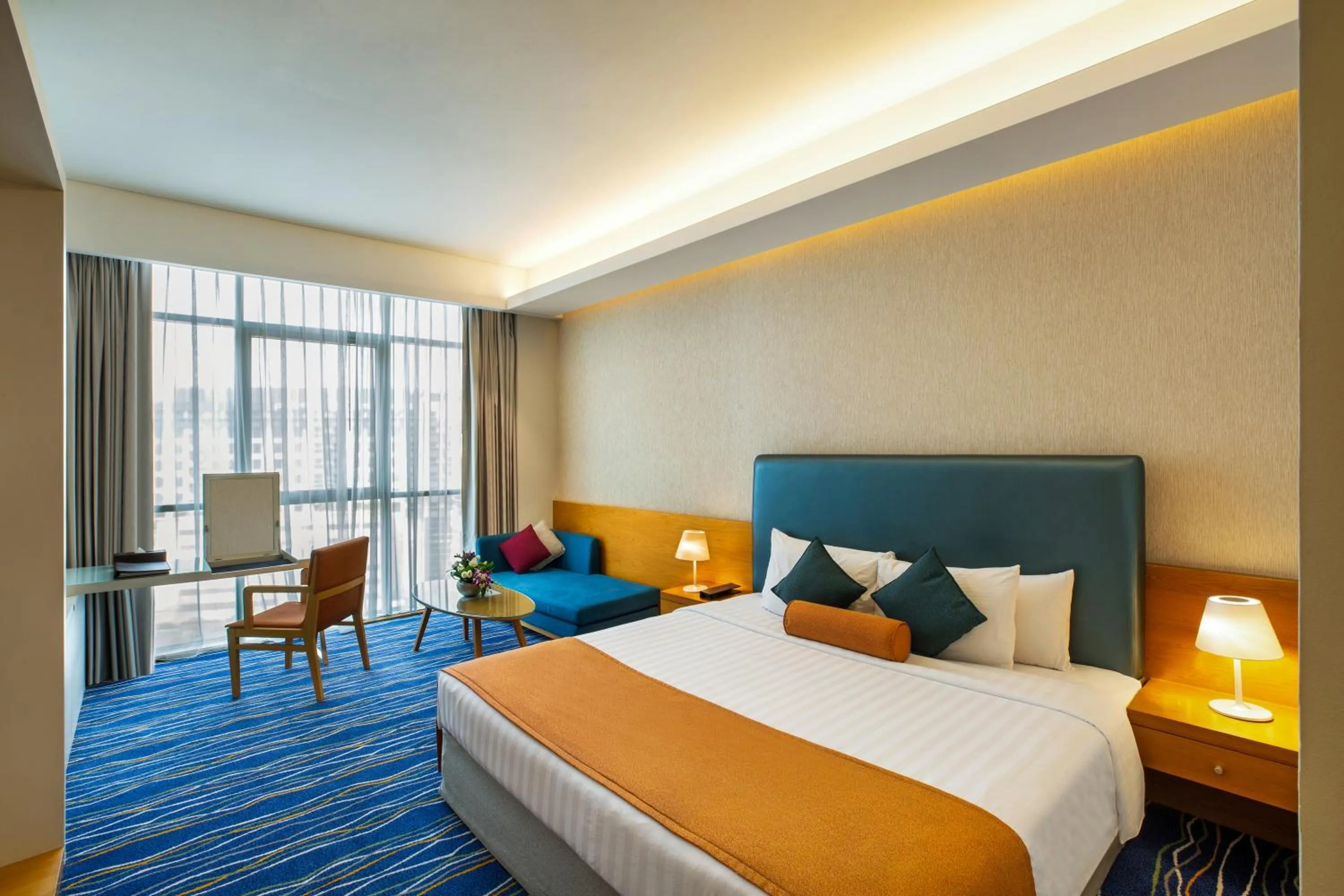 Deluxe King Room in Royal Continental Hotel