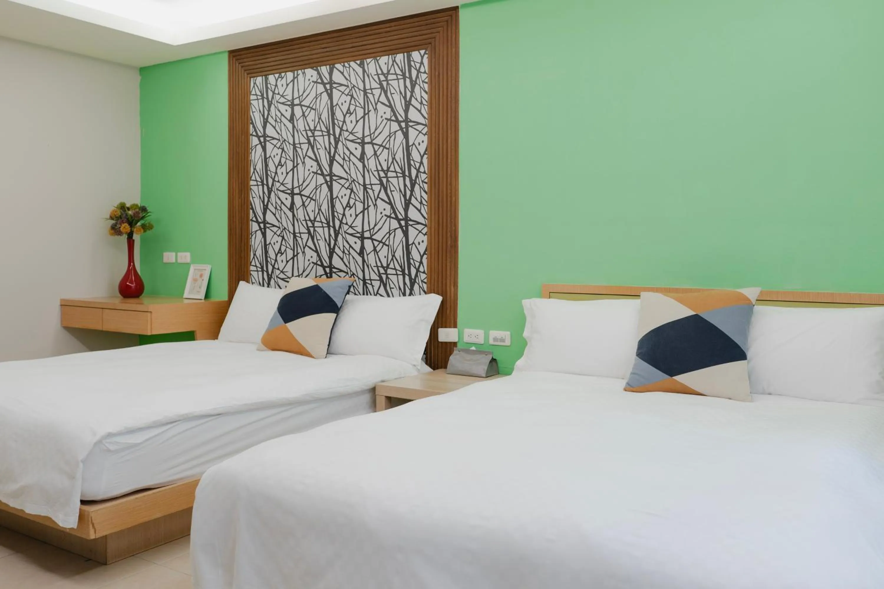 Standard Quadruple Room in LJ Hotel