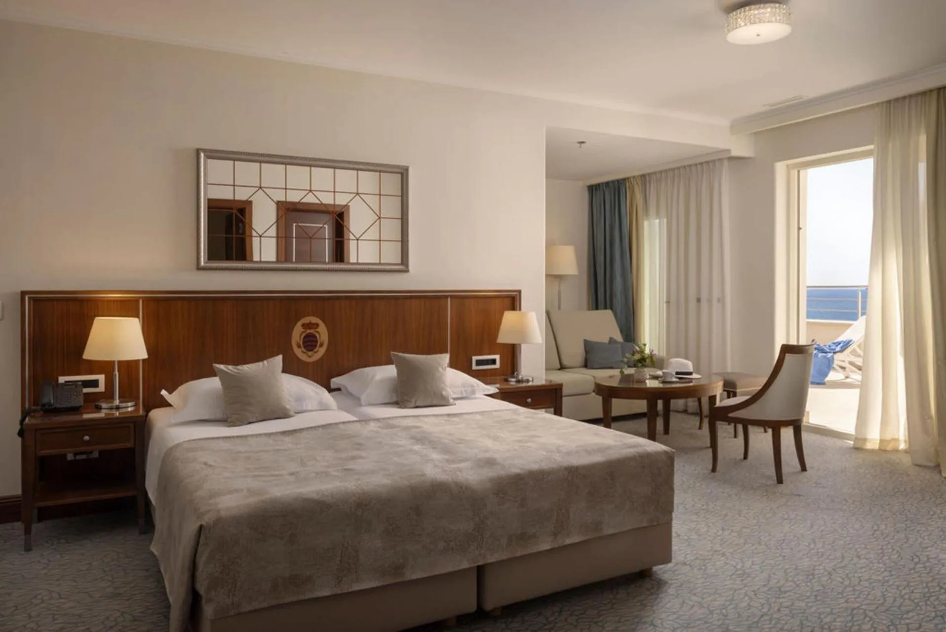 Classic Interconnecting Rooms with Balcony in Hotel More