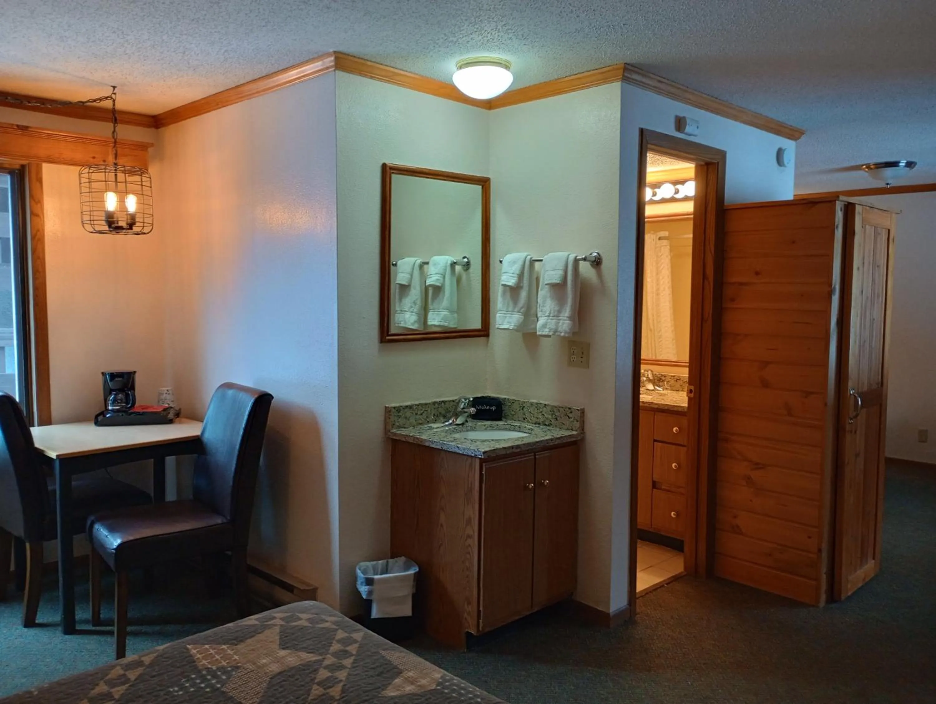 Deluxe Double Room in Centerstone Resort Lake-Aire