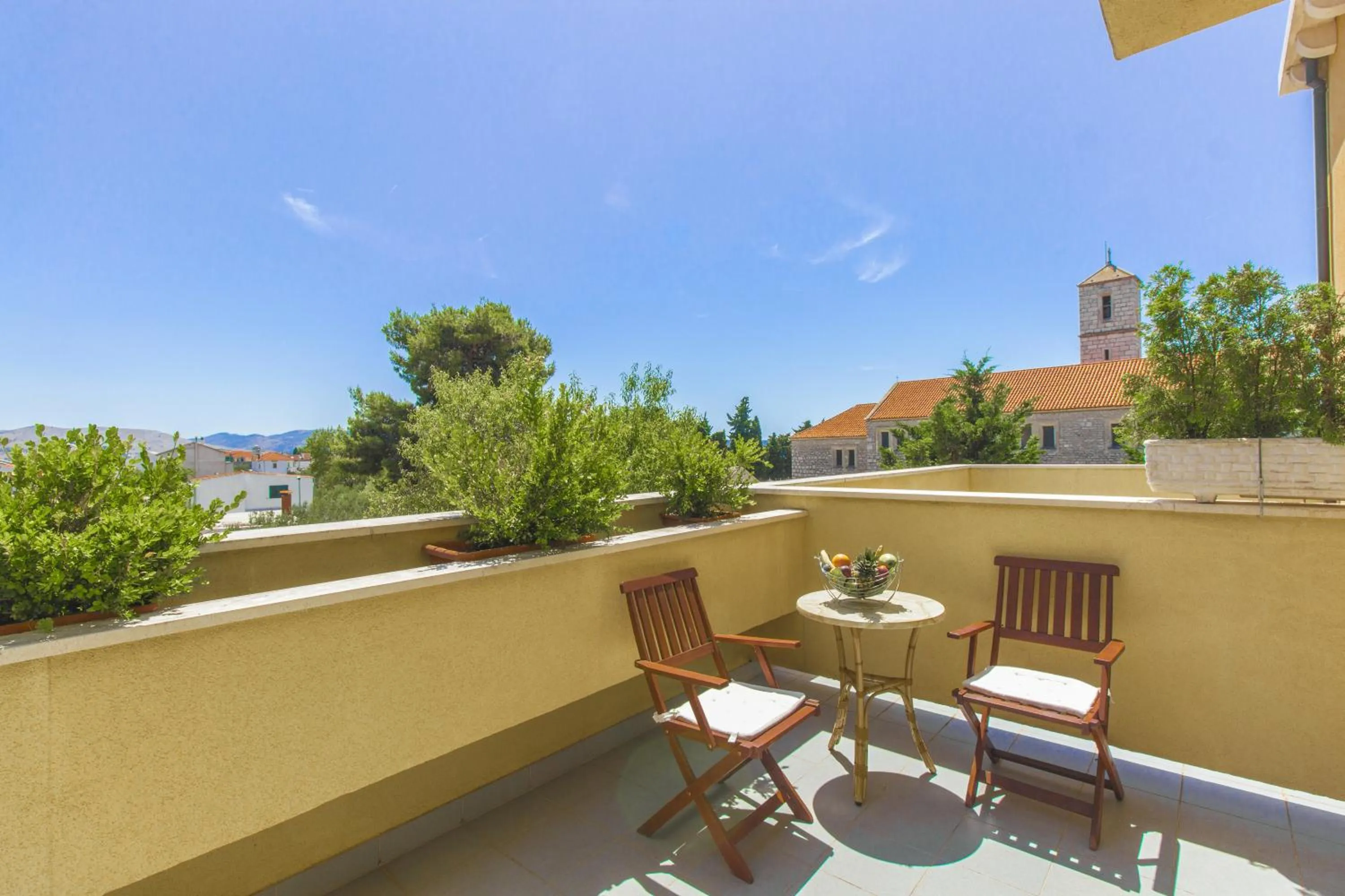 Double Room with Balcony - single occupancy in Hotel Spongiola