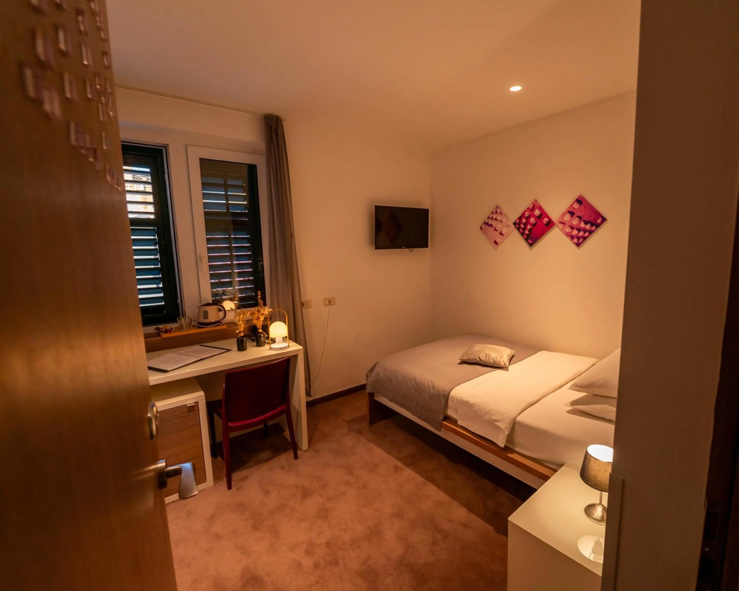 Standard Single Room in Slavija Culture Heritage Hotel