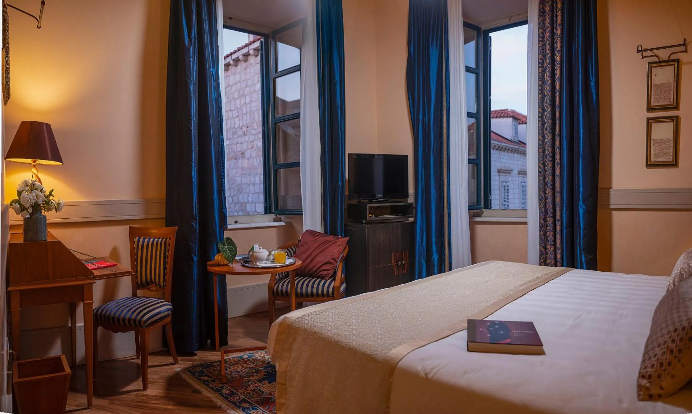 Corner Deluxe Room in The Pucic Palace