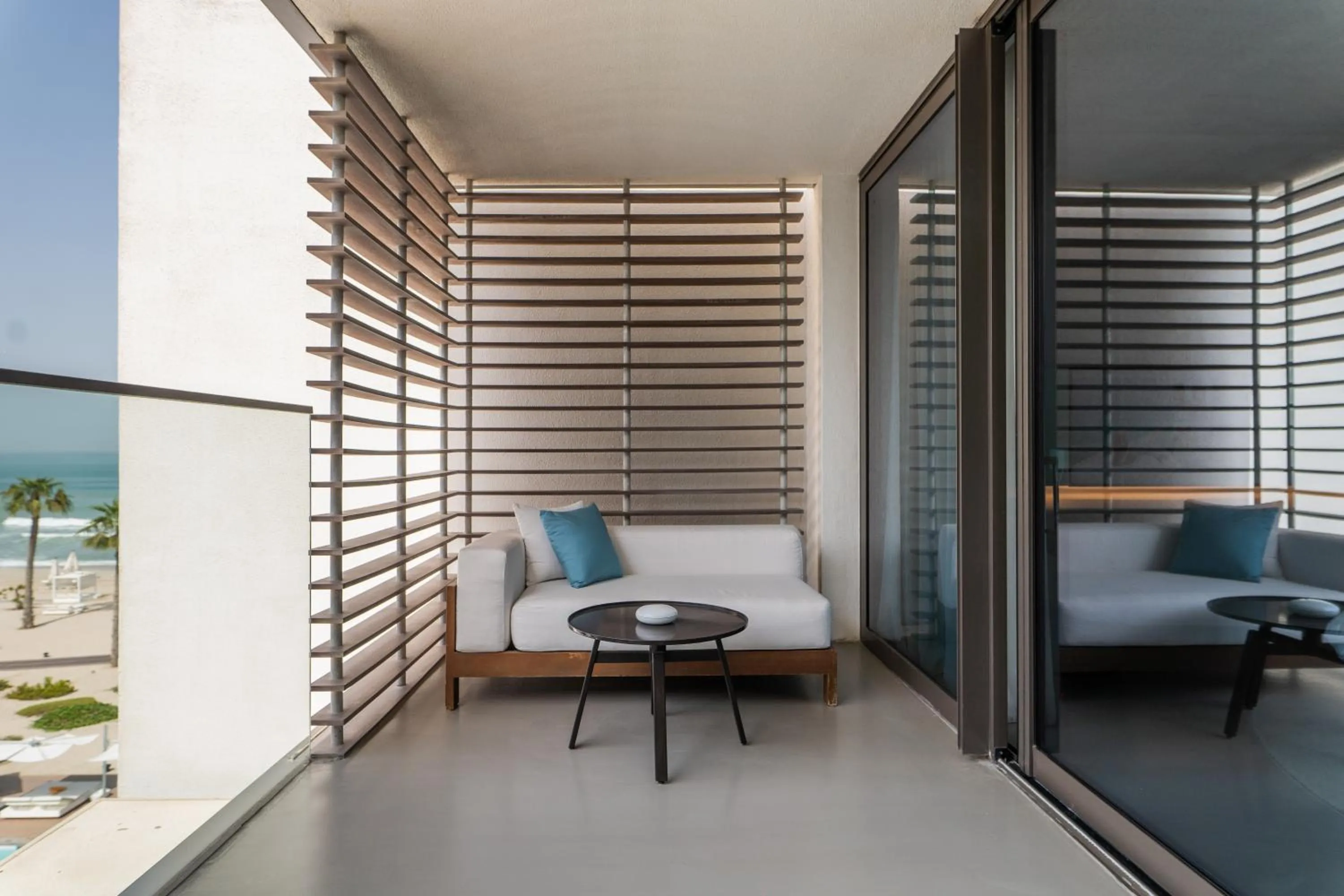 Covet Sea View King Room in Nikki Beach Resort & Spa Dubai