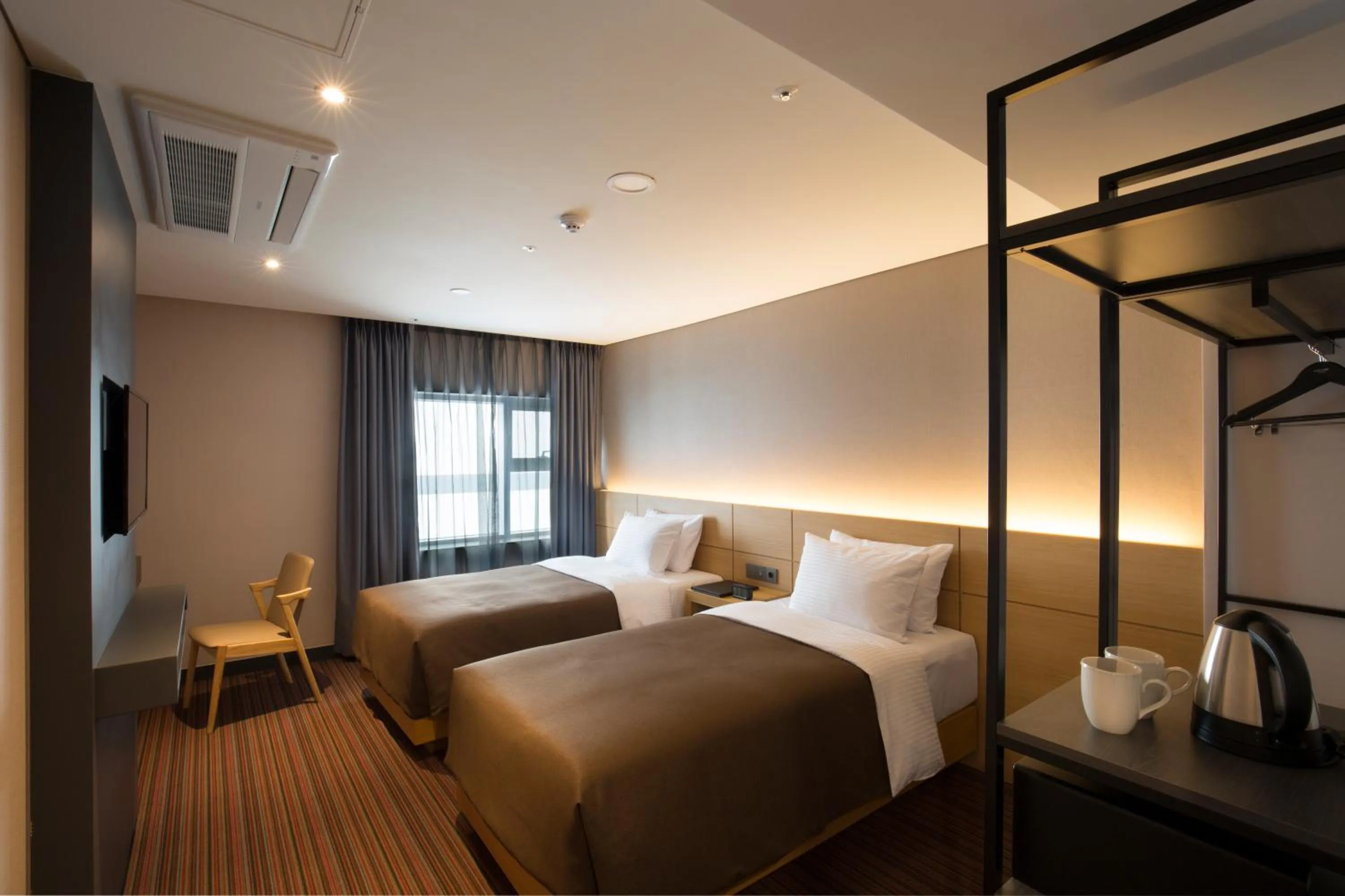 Standard Twin Room in Hotel Foret Premier Nampo
