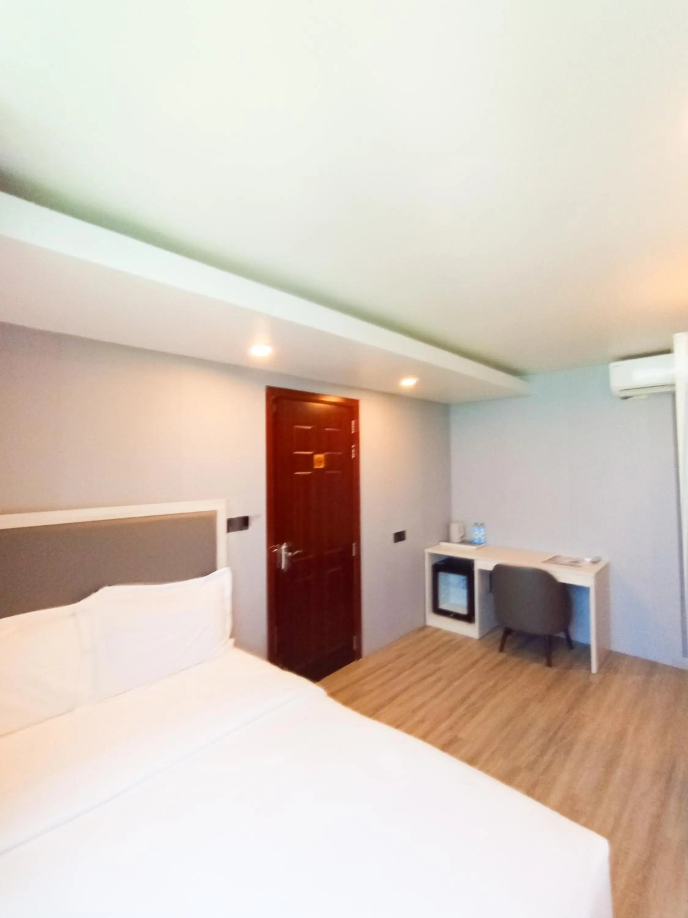 Superior Double Room with Sea View and Free Airport Transfer - single occupancy in Starry Beach Inn