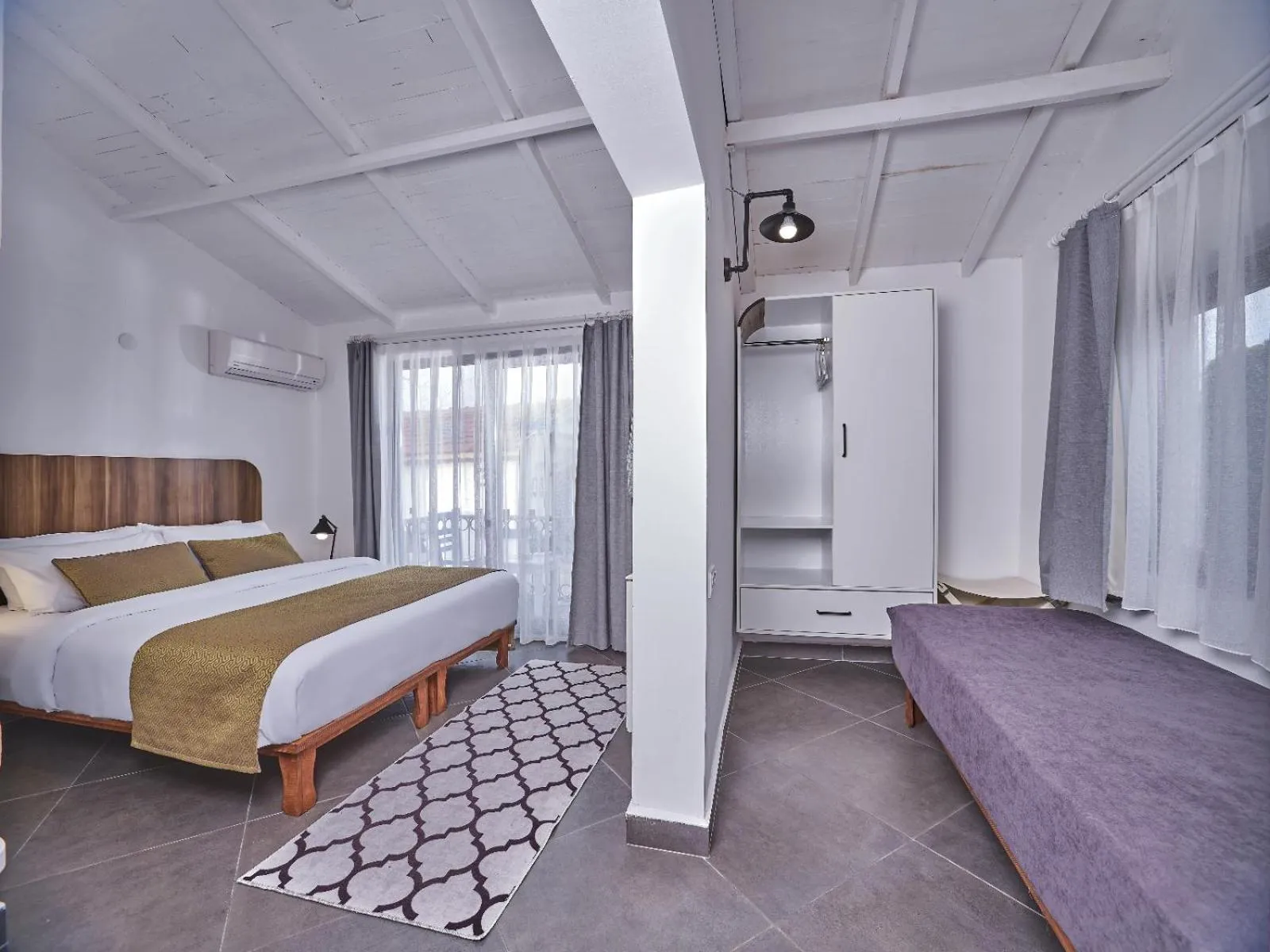 Deluxe Double Room with Garden View in Maya Bistro Hotel & Beach