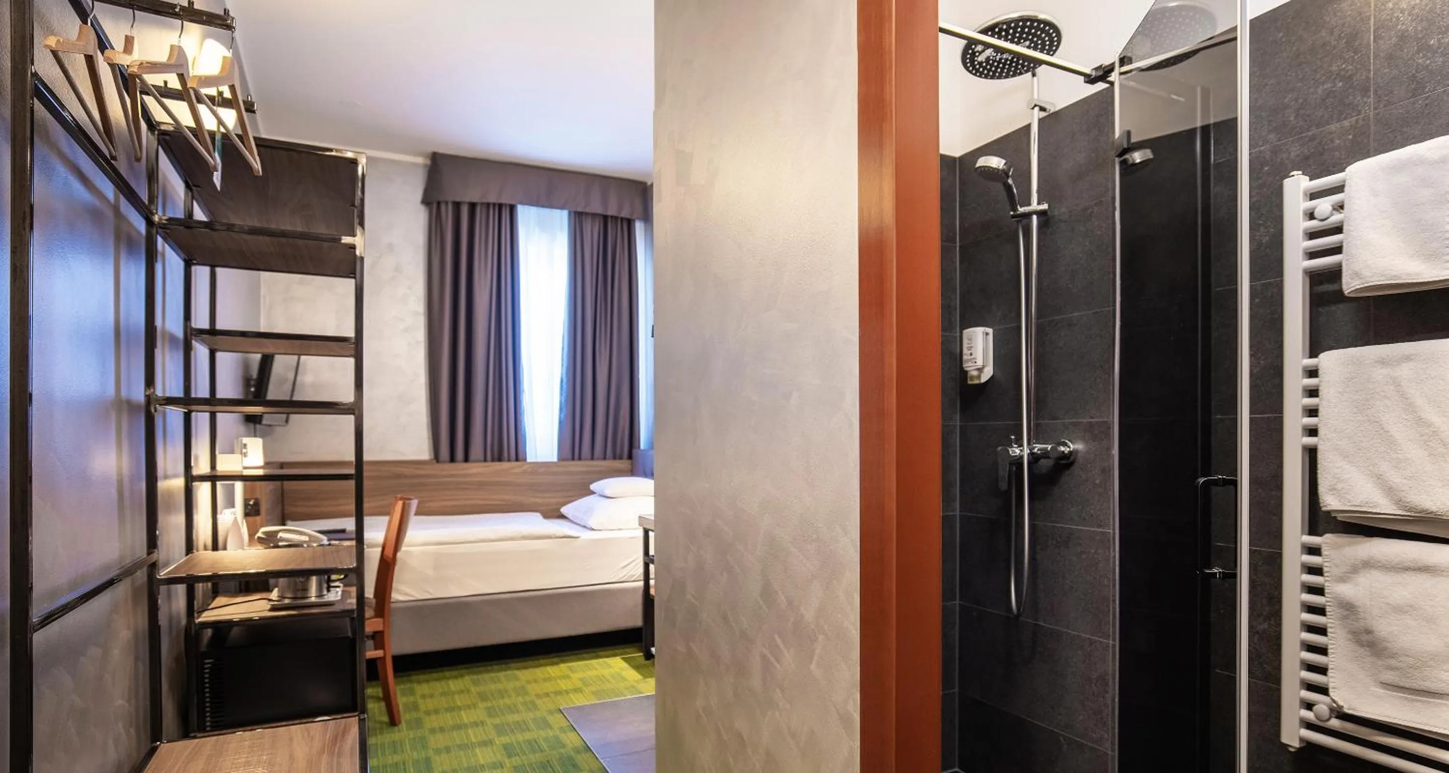 Classic Single Room in Best Western Airport Hotel Stella