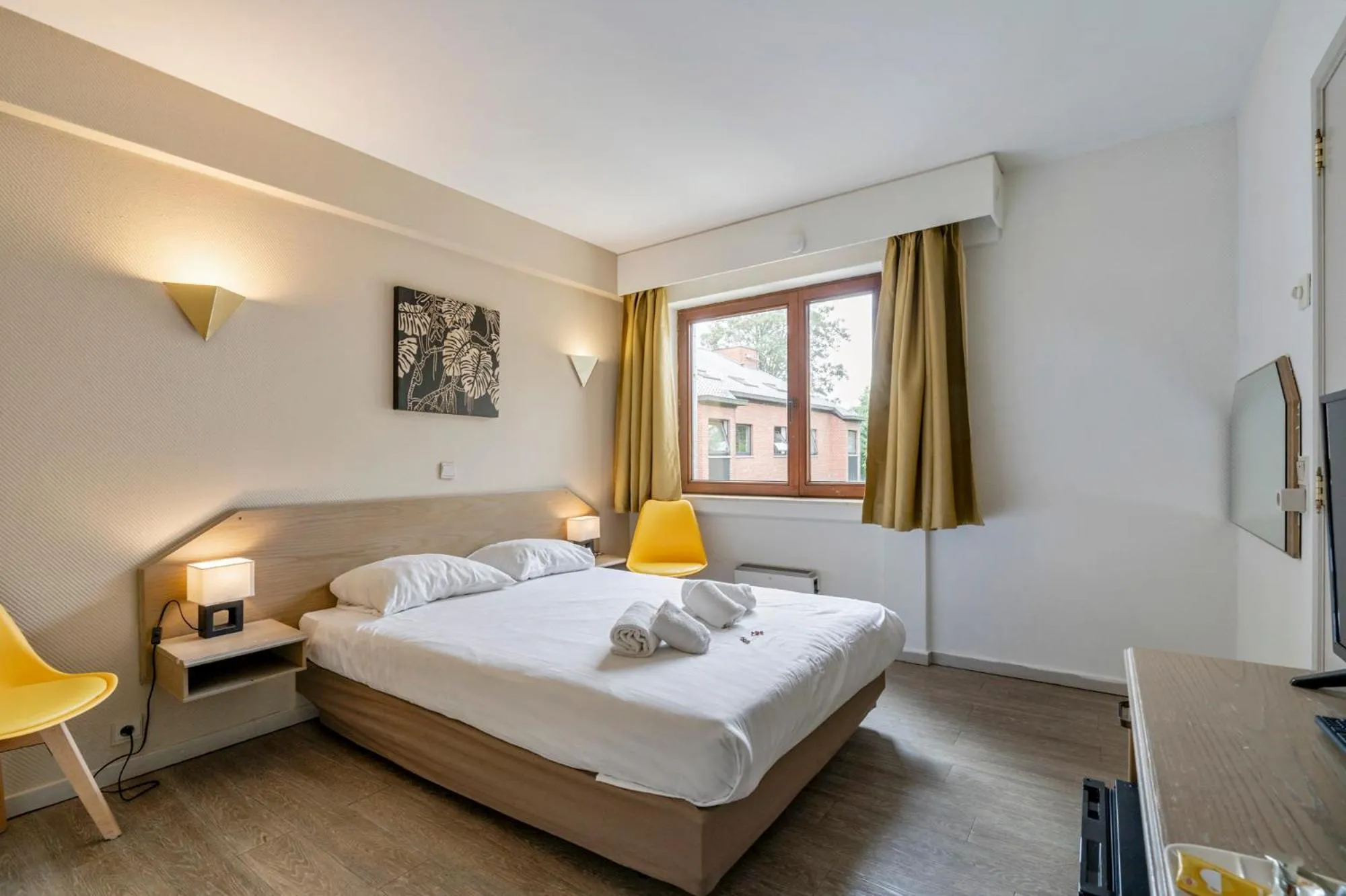 Comfort Double Room in Sleep & Go Brussels South