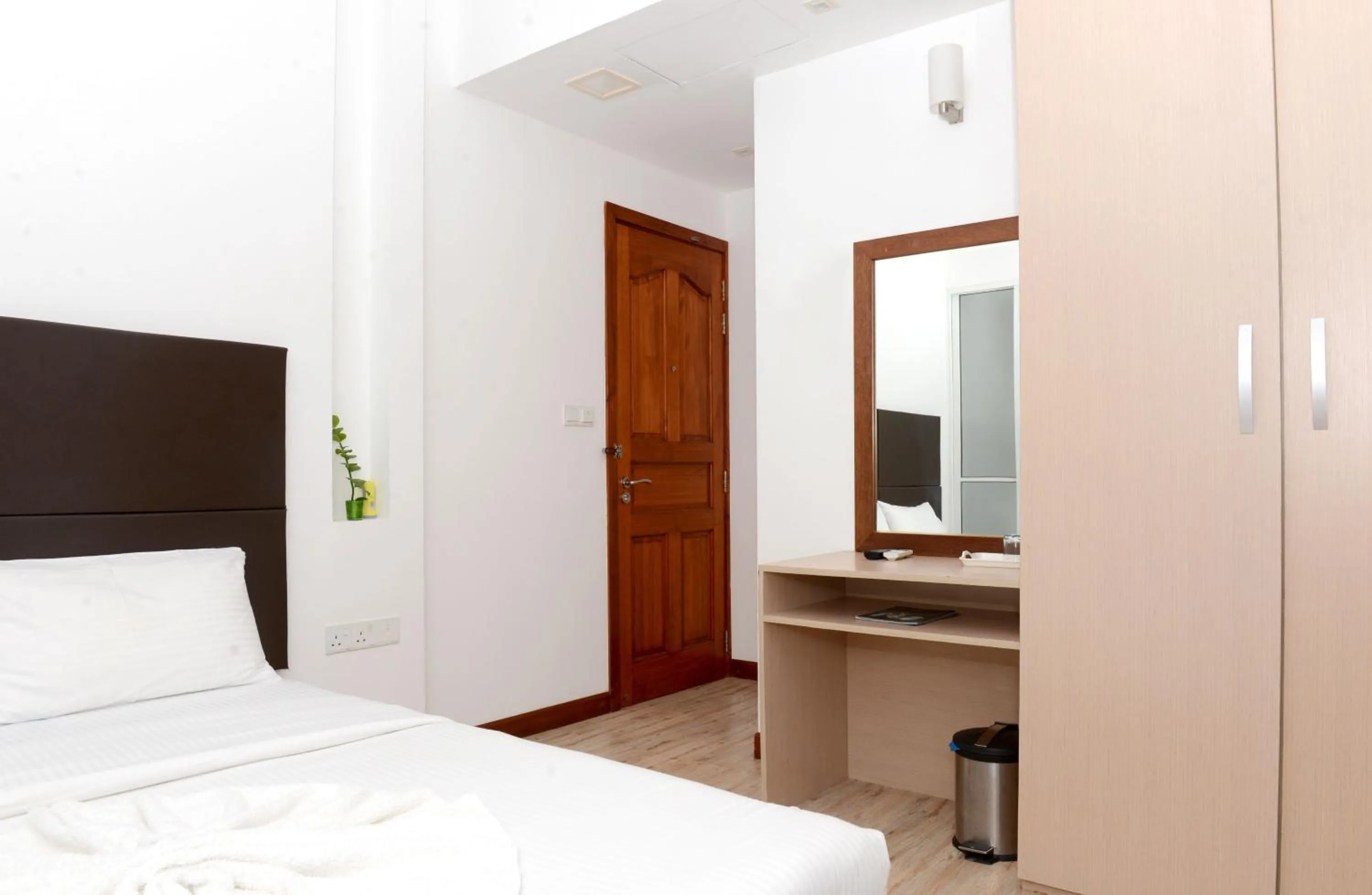 Deluxe Double Room with Sea View in Express Inn at Hulhumale