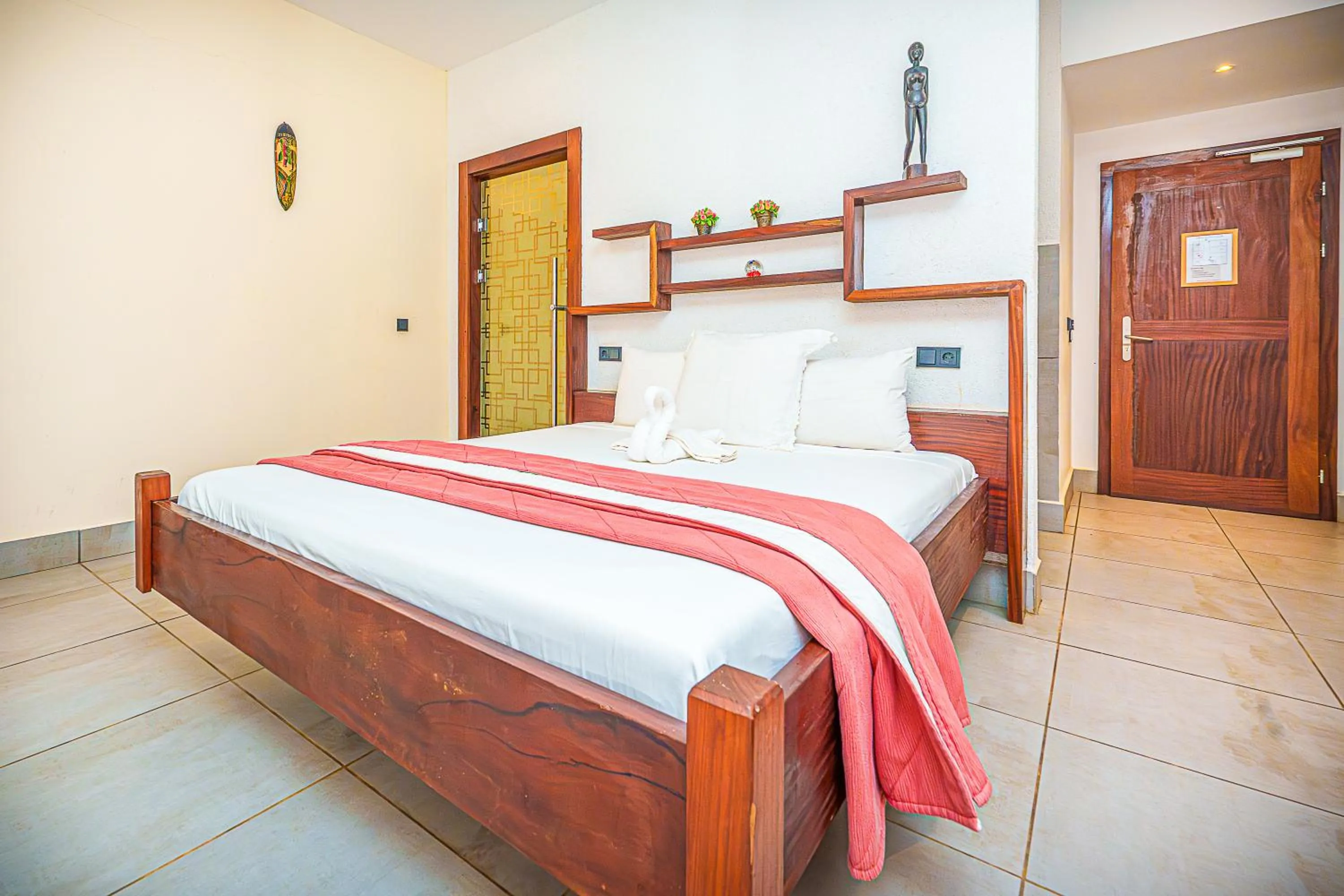 Deluxe Queen Room - single occupancy in Kasumai Beach Resort