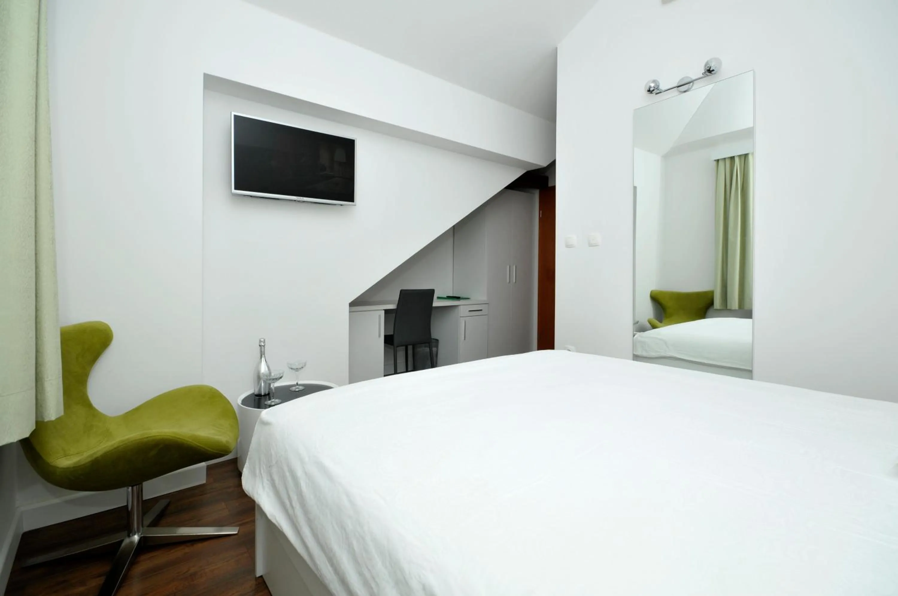 Double Room with Sea View in Heritage Hotel Vila Sikaa